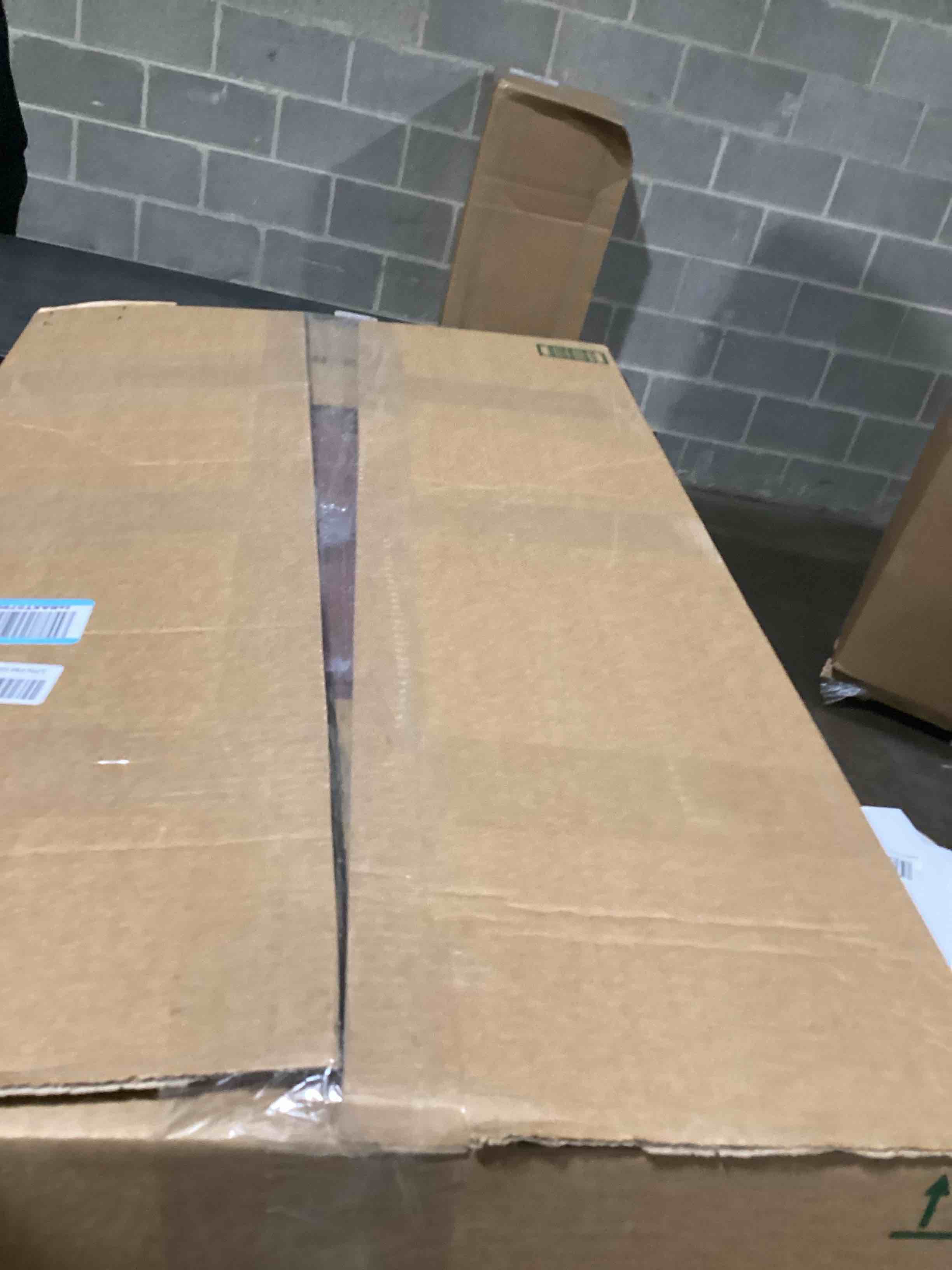 https://s3.amazonaws.com/lotting-images-prod/bidfta/GRA3544339_1745945337825.jpeg