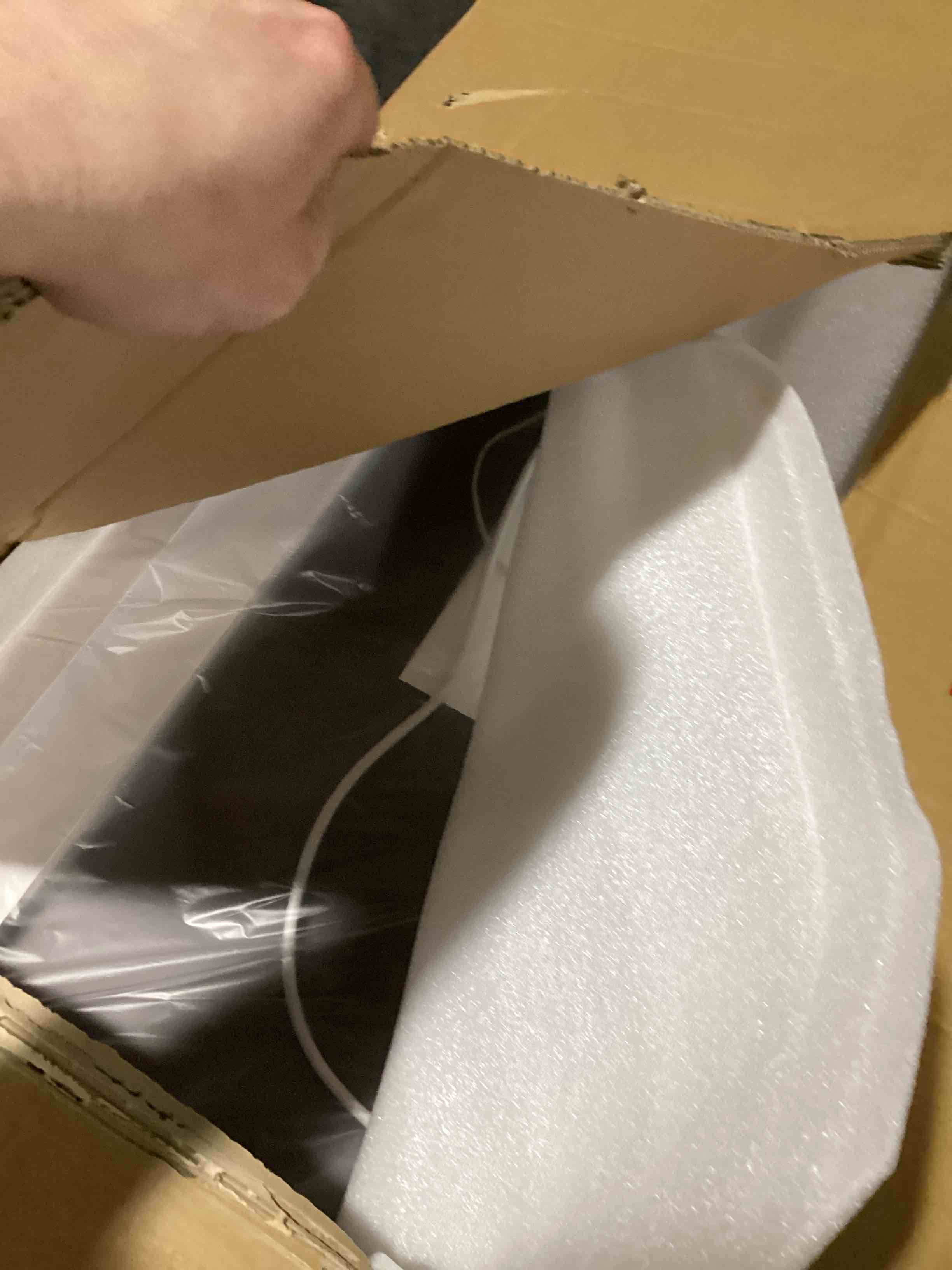 https://s3.amazonaws.com/lotting-images-prod/bidfta/GRA3544416_1746012409871.jpeg