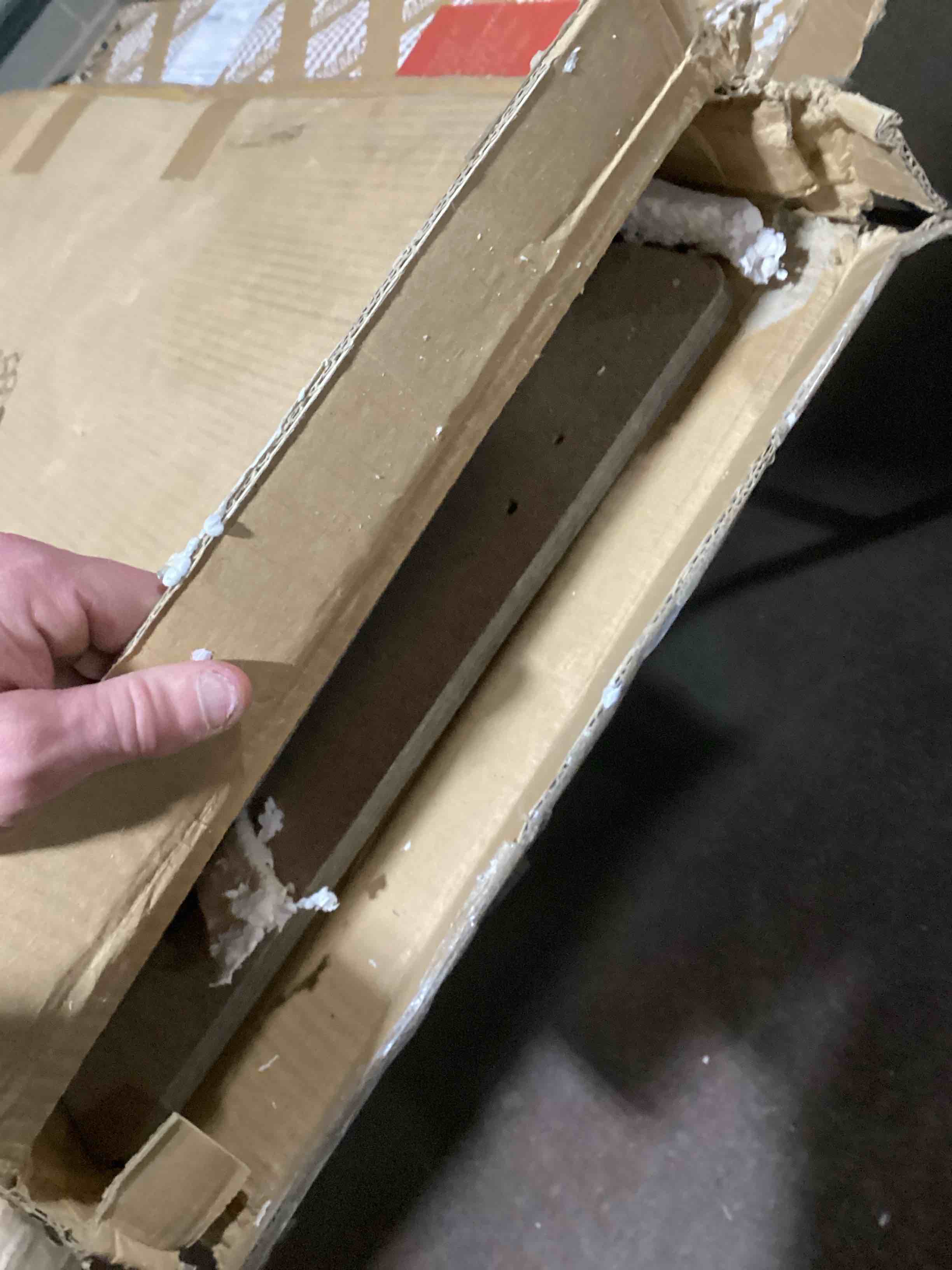 https://s3.amazonaws.com/lotting-images-prod/bidfta/GRA3544420_1746012746533.jpeg