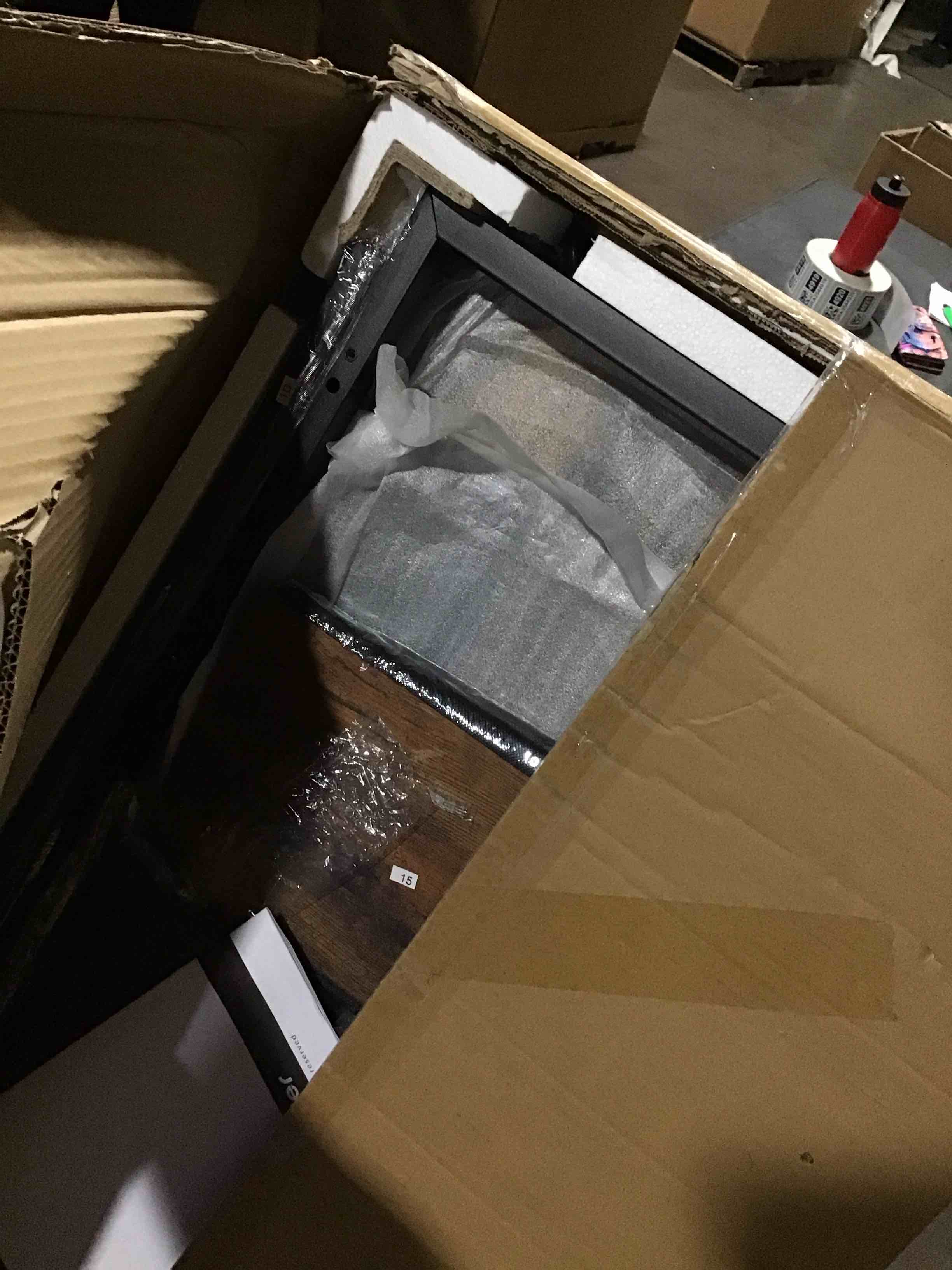https://s3.amazonaws.com/lotting-images-prod/bidfta/GRA3544895_1746193285996.jpeg