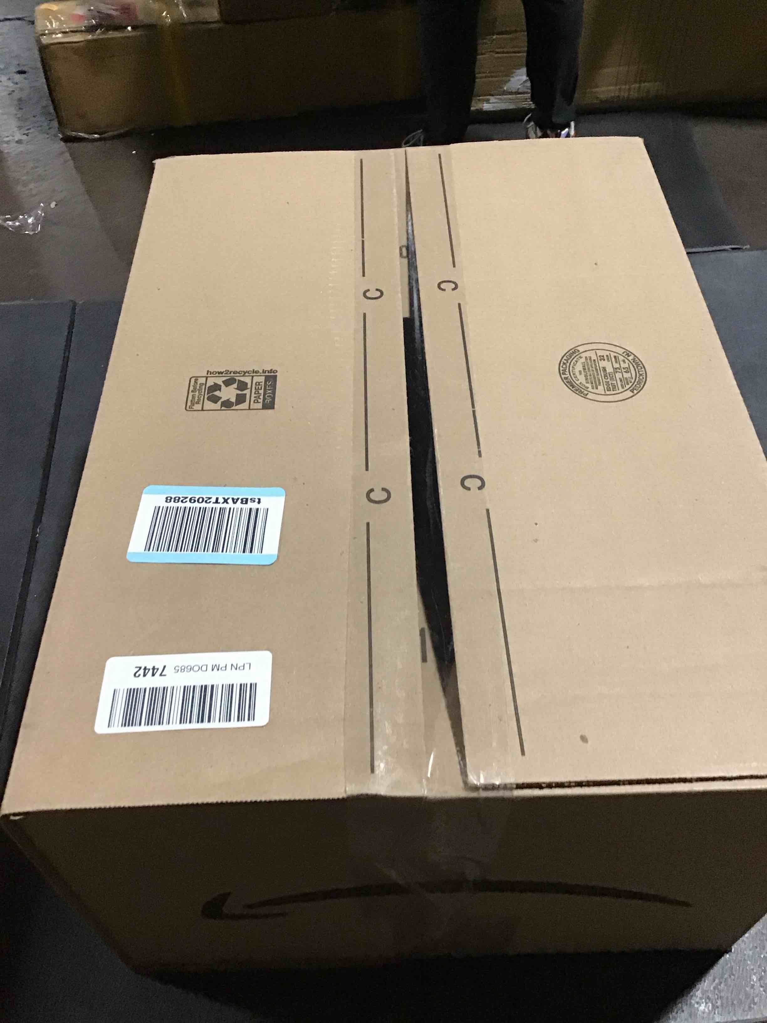 https://s3.amazonaws.com/lotting-images-prod/bidfta/GRA3544902_1746197380148.jpeg