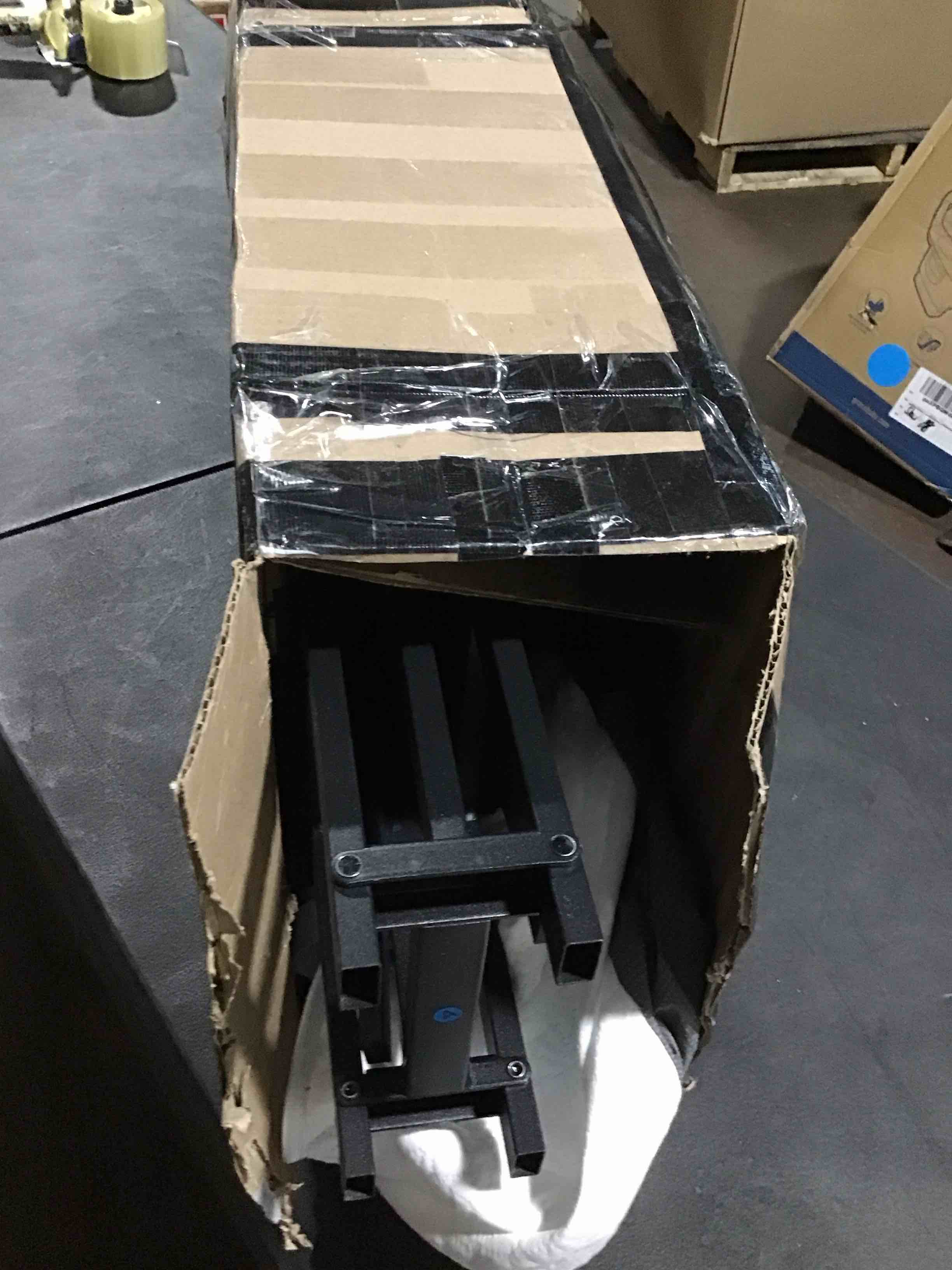https://s3.amazonaws.com/lotting-images-prod/bidfta/GRA3544906_1746195742746.jpeg