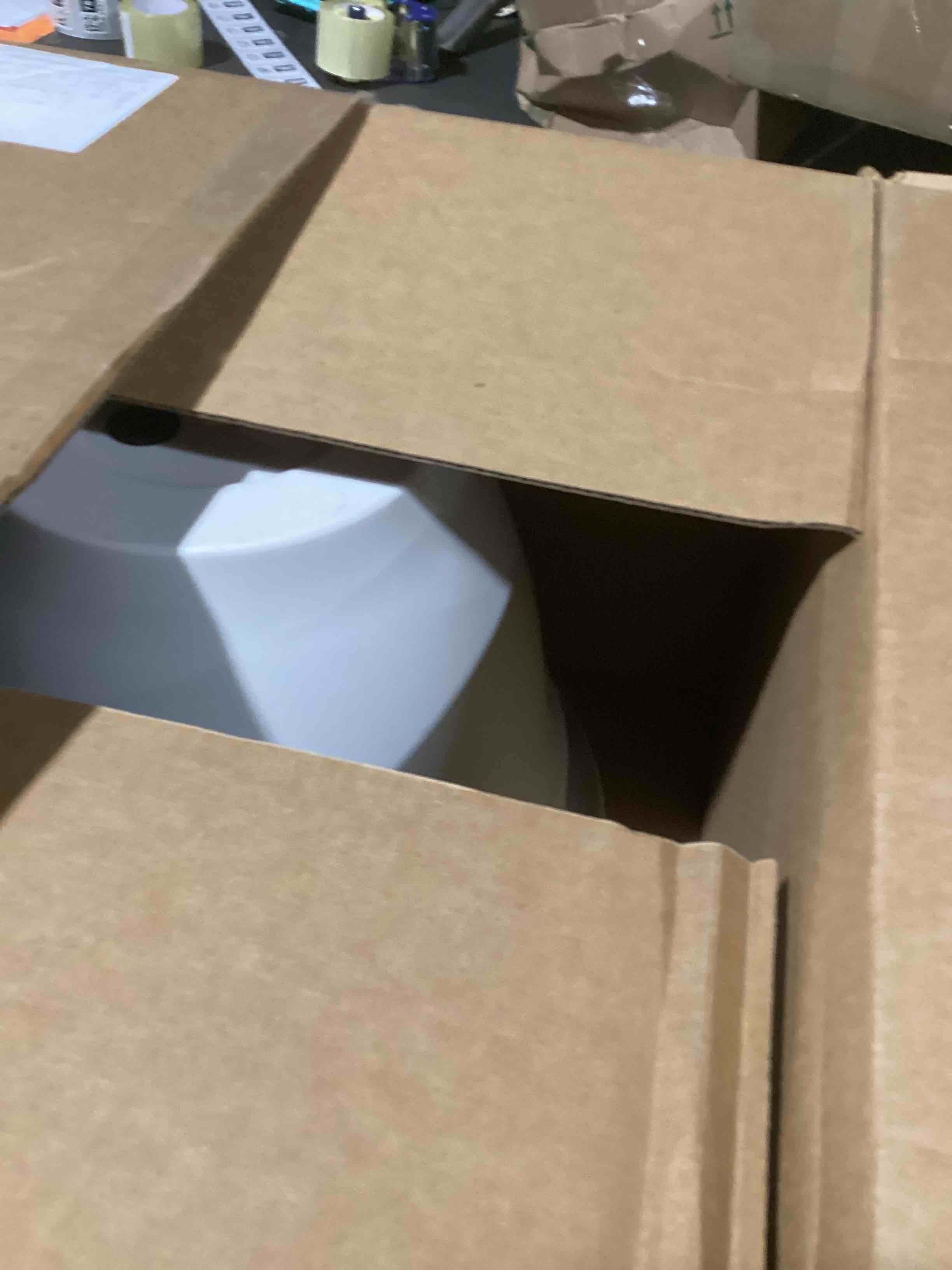 https://s3.amazonaws.com/lotting-images-prod/bidfta/GRA3545195_1746464562742.jpeg