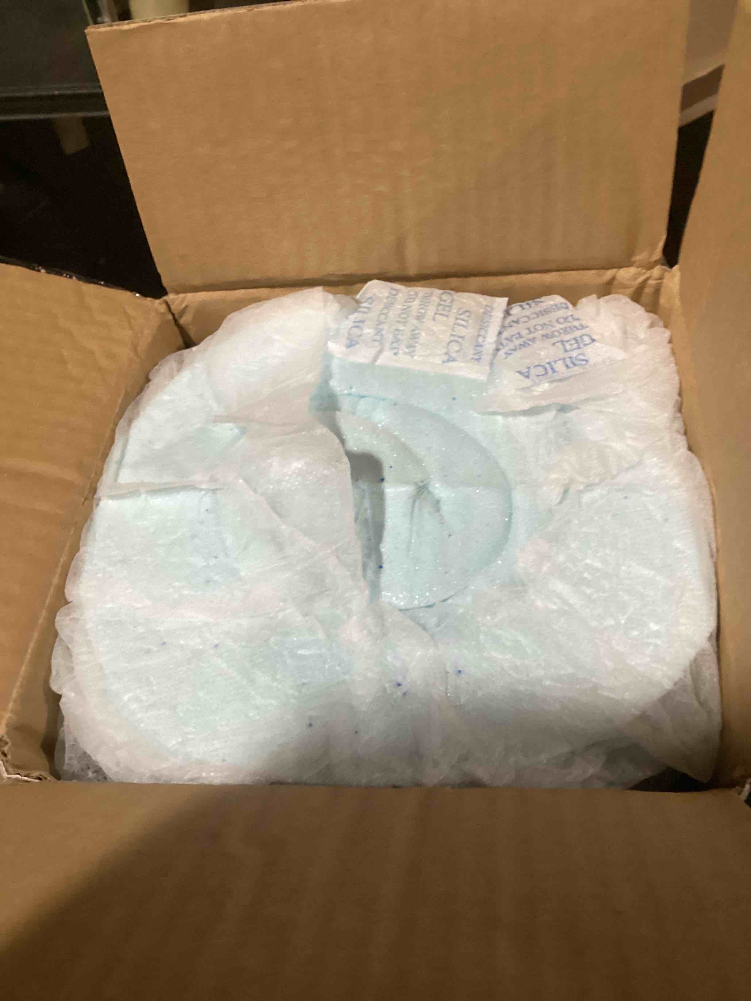 https://s3.amazonaws.com/lotting-images-prod/bidfta/GRA3545290_1746530888477.jpeg