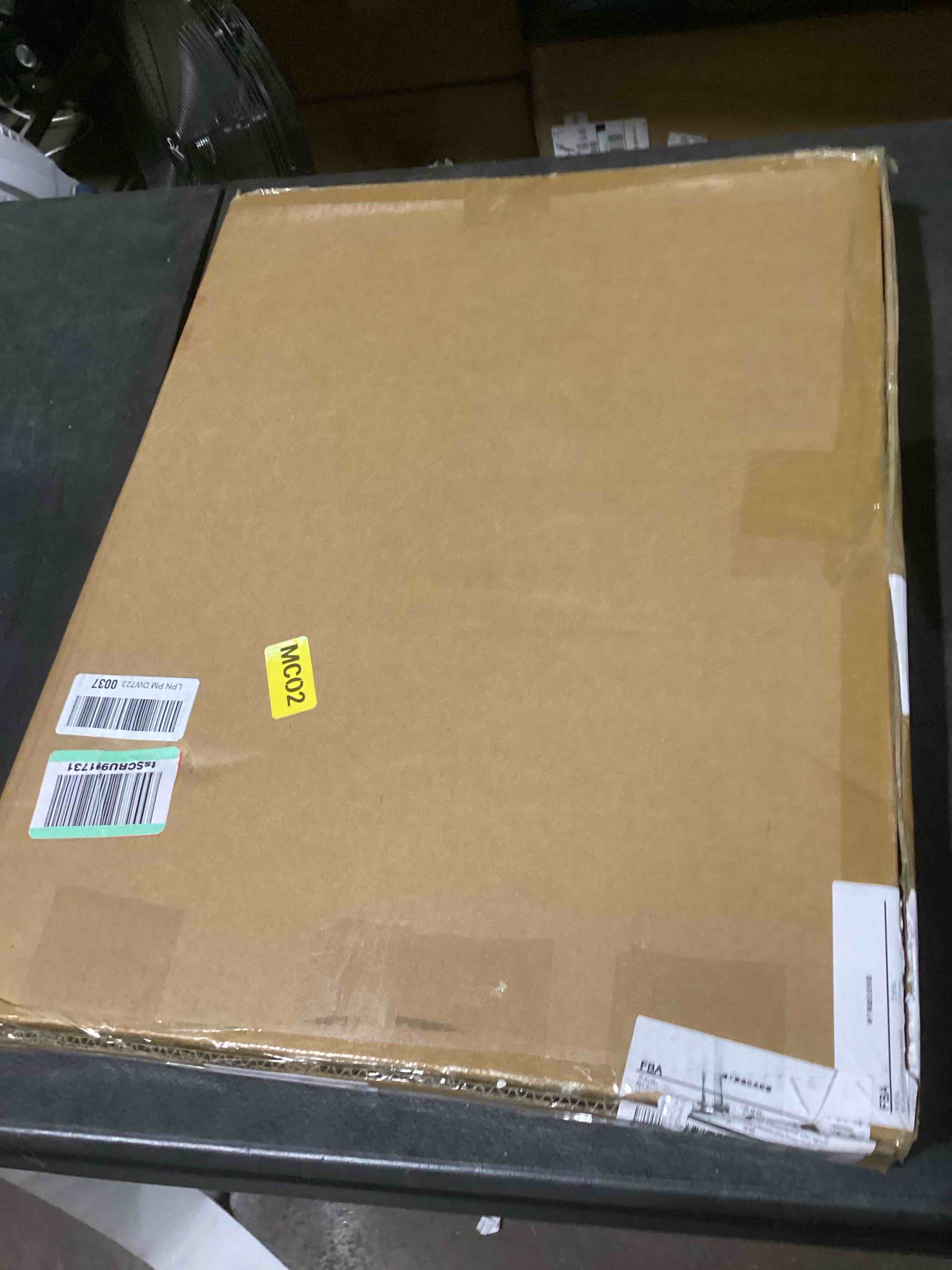 https://s3.amazonaws.com/lotting-images-prod/bidfta/GRA3545406_1746547027685.jpeg