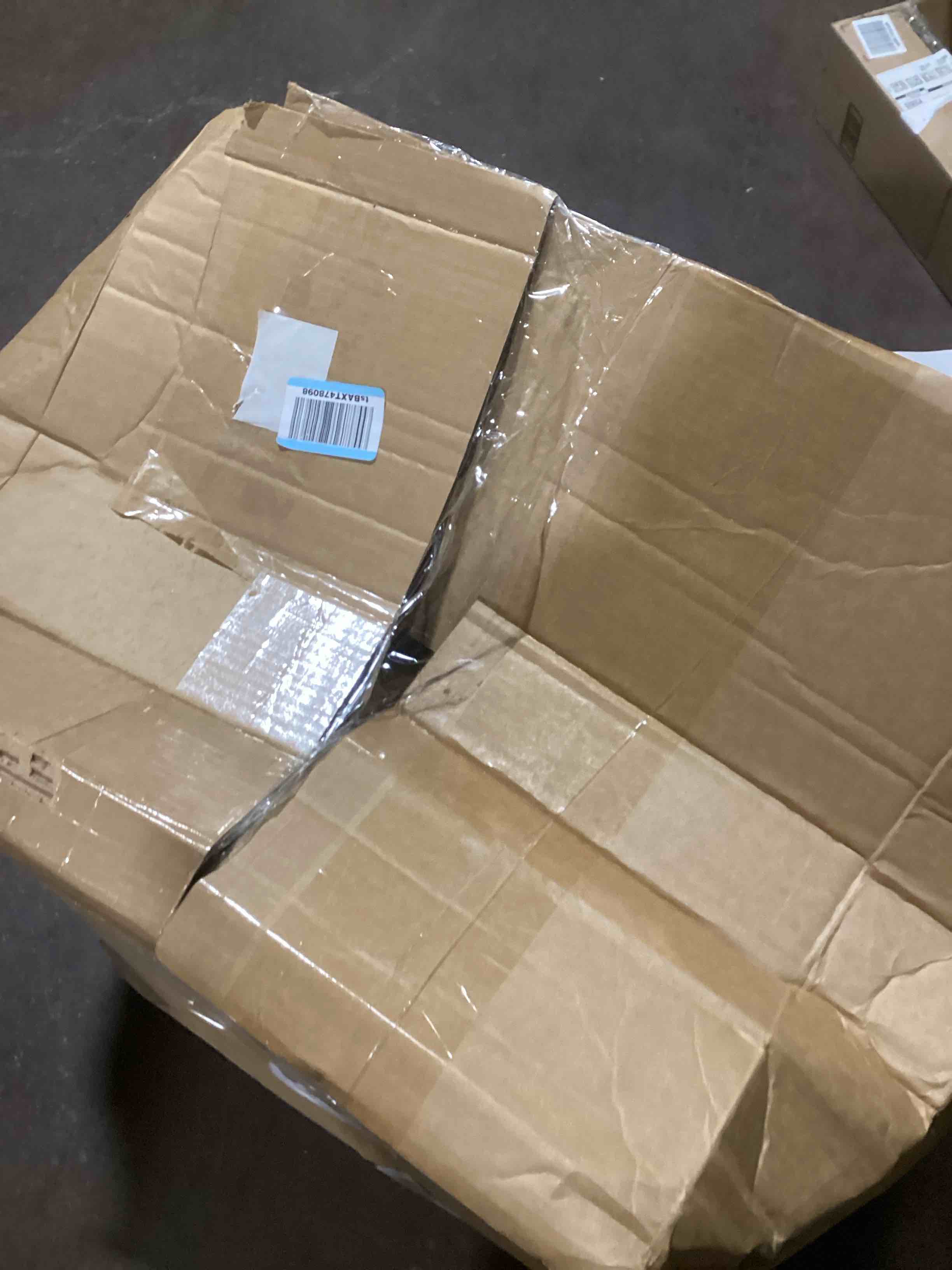 https://s3.amazonaws.com/lotting-images-prod/bidfta/GRA3545431_1746549834127.jpeg