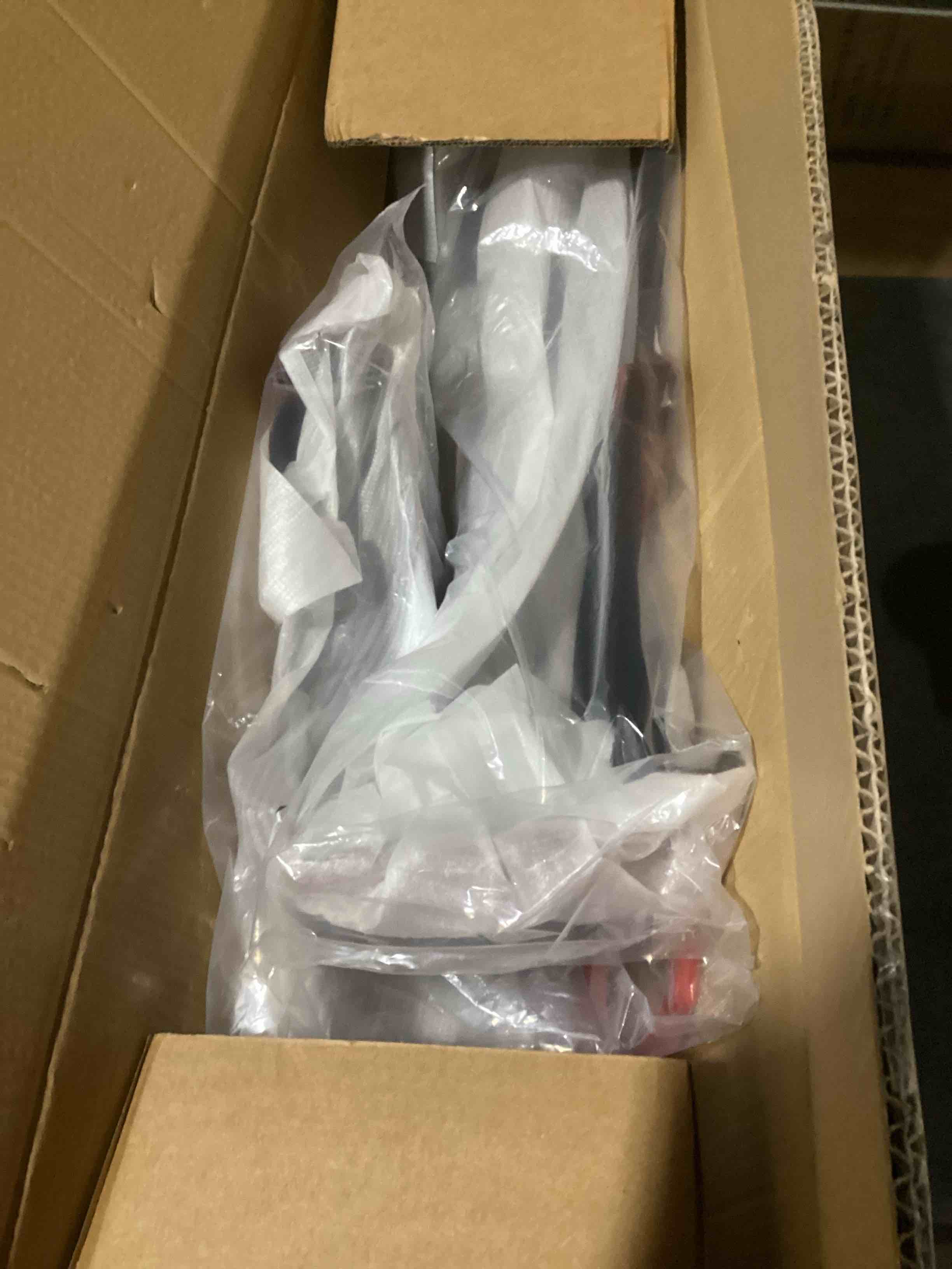 https://s3.amazonaws.com/lotting-images-prod/bidfta/GRA3545452_1746553554413.jpeg
