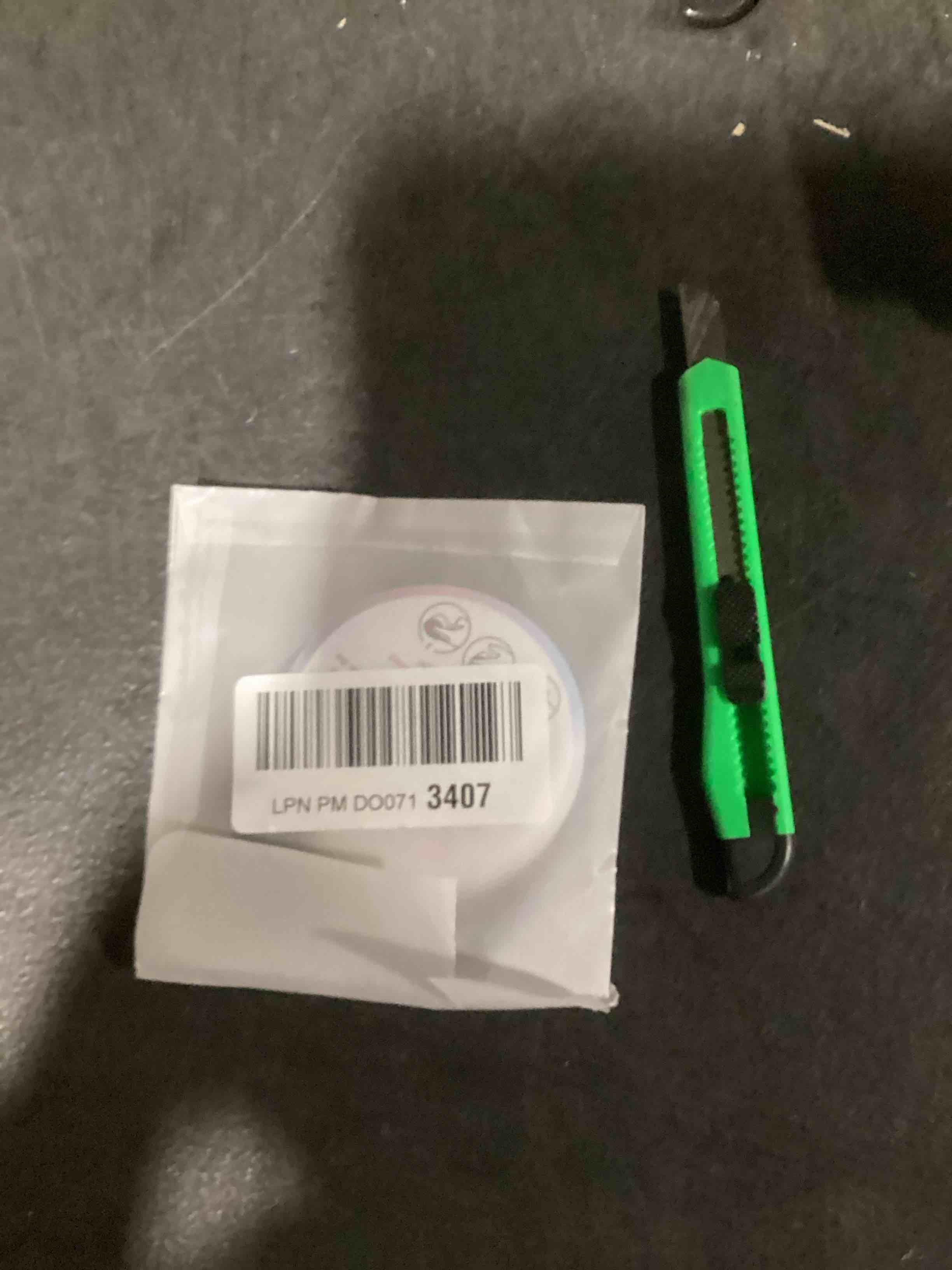 https://s3.amazonaws.com/lotting-images-prod/bidfta/GRA3545865_1746713328849.jpeg