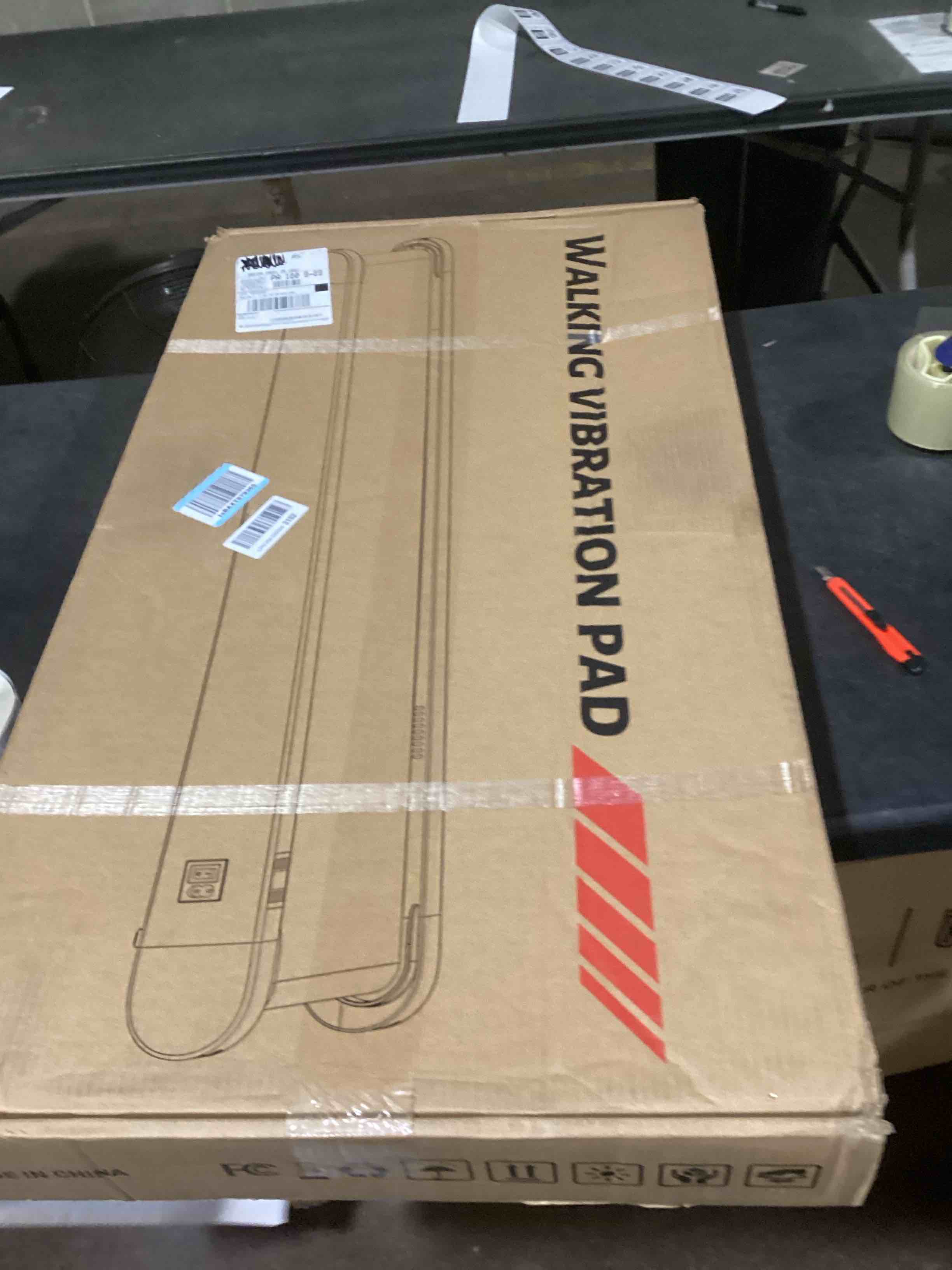 https://s3.amazonaws.com/lotting-images-prod/bidfta/GRA3546061_1746799364784.jpeg