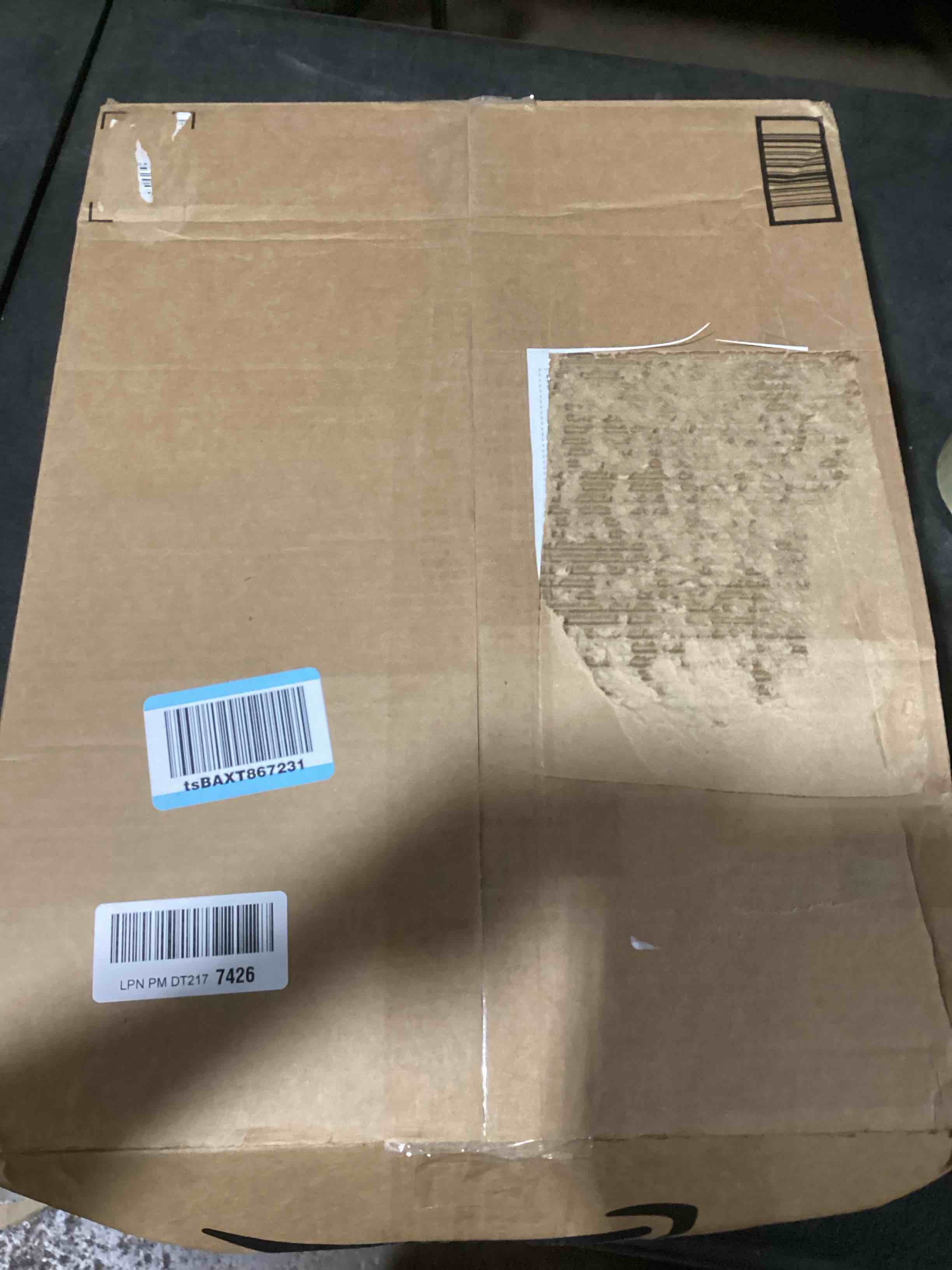 https://s3.amazonaws.com/lotting-images-prod/bidfta/GRA3546114_1746805531599.jpeg