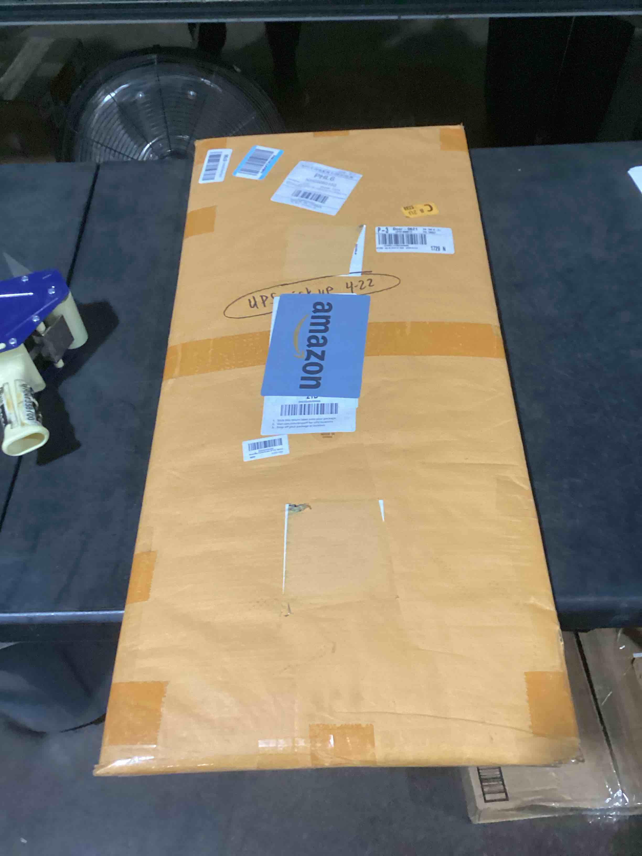 https://s3.amazonaws.com/lotting-images-prod/bidfta/GRA3546340_1747066665918.jpeg