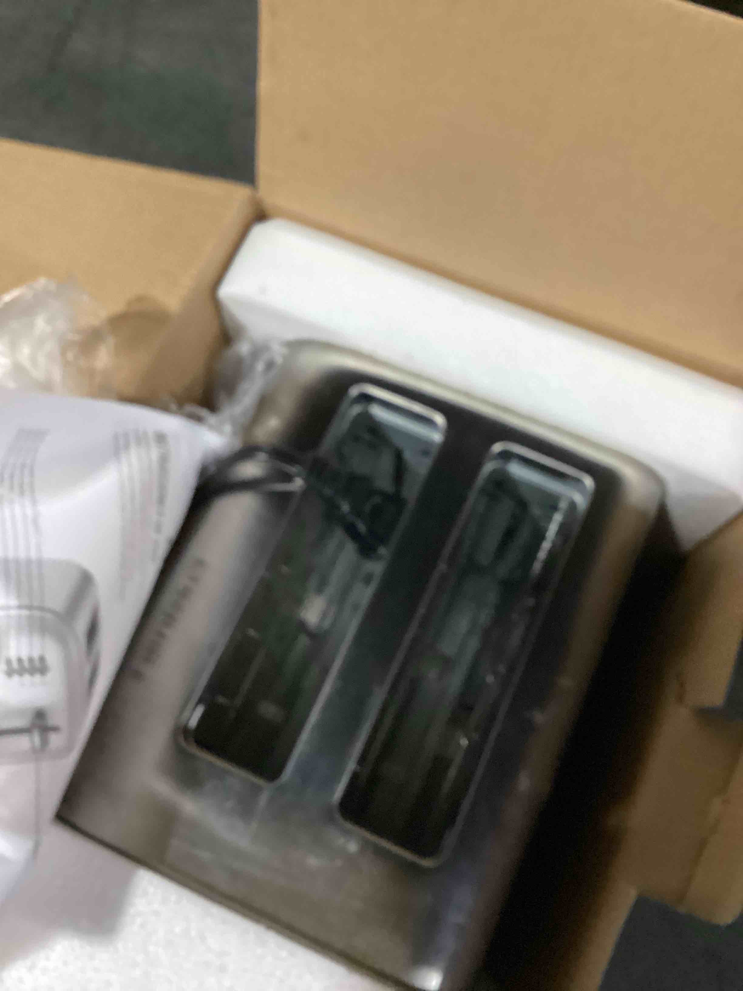 https://s3.amazonaws.com/lotting-images-prod/bidfta/GRA3546723_1747249943071.jpeg