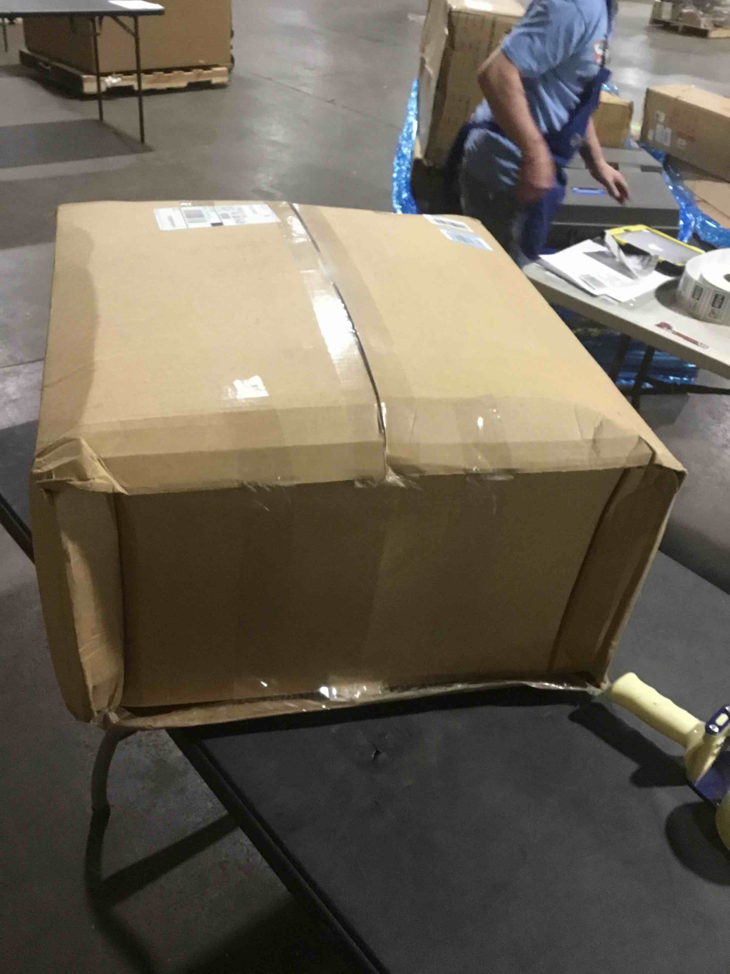 https://s3.amazonaws.com/lotting-images-prod/bidfta/GRA3547005_1745842699741.jpeg