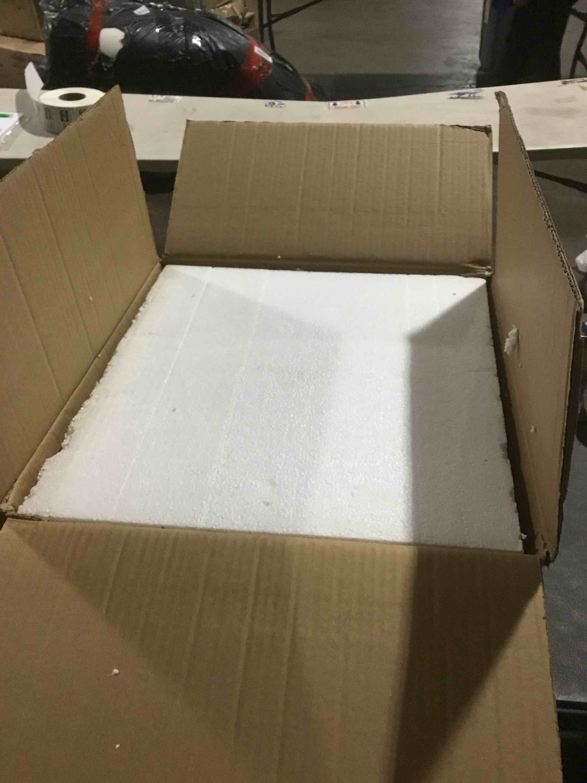 https://s3.amazonaws.com/lotting-images-prod/bidfta/GRA3547014_1745841585585.jpeg
