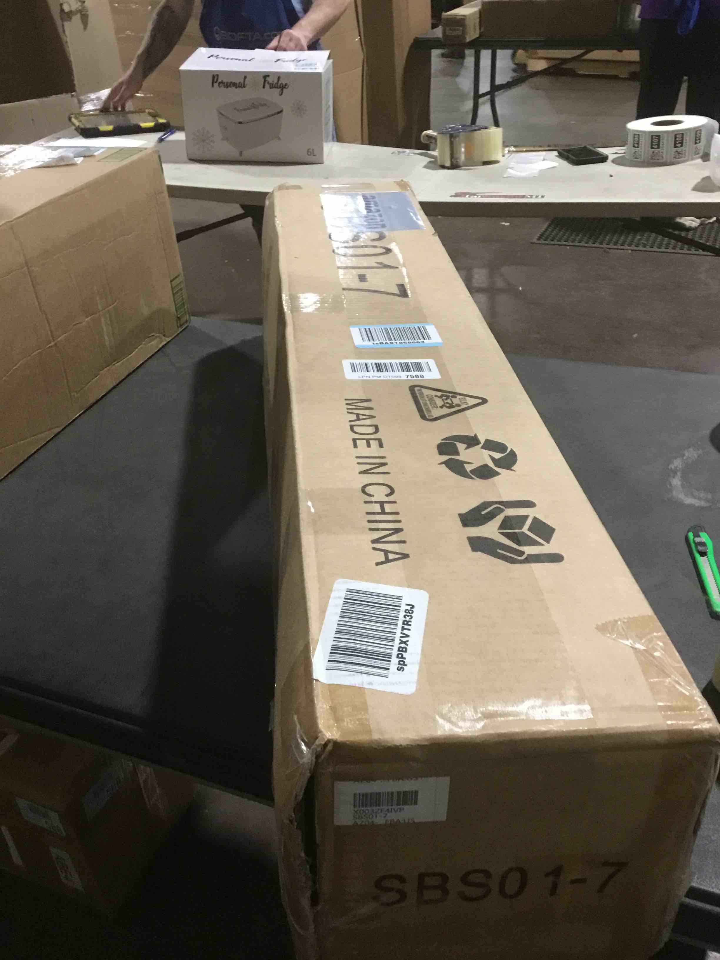 https://s3.amazonaws.com/lotting-images-prod/bidfta/GRA3547046_1745854537476.jpeg