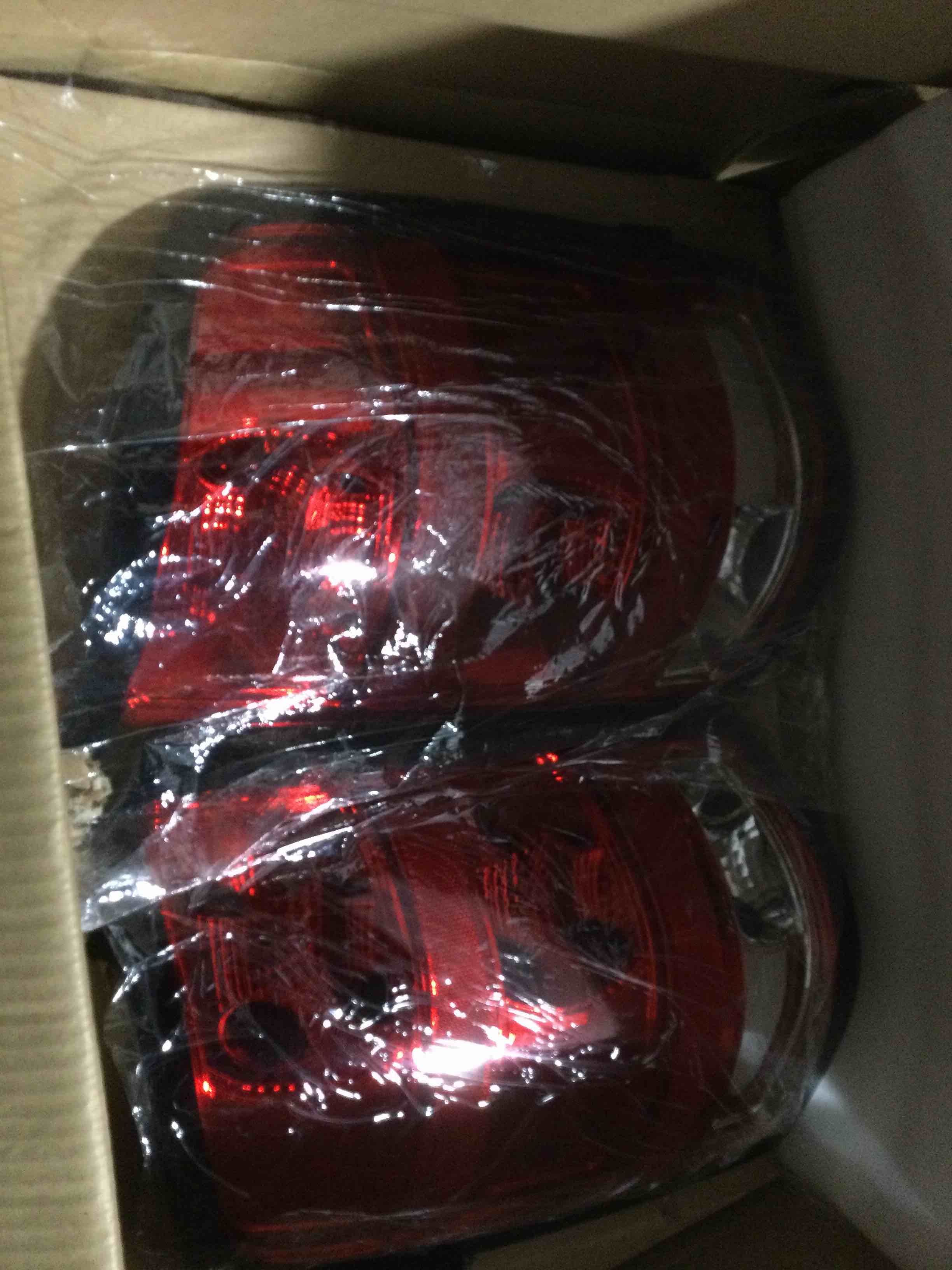 https://s3.amazonaws.com/lotting-images-prod/bidfta/GRA3547149_1745933500836.jpeg