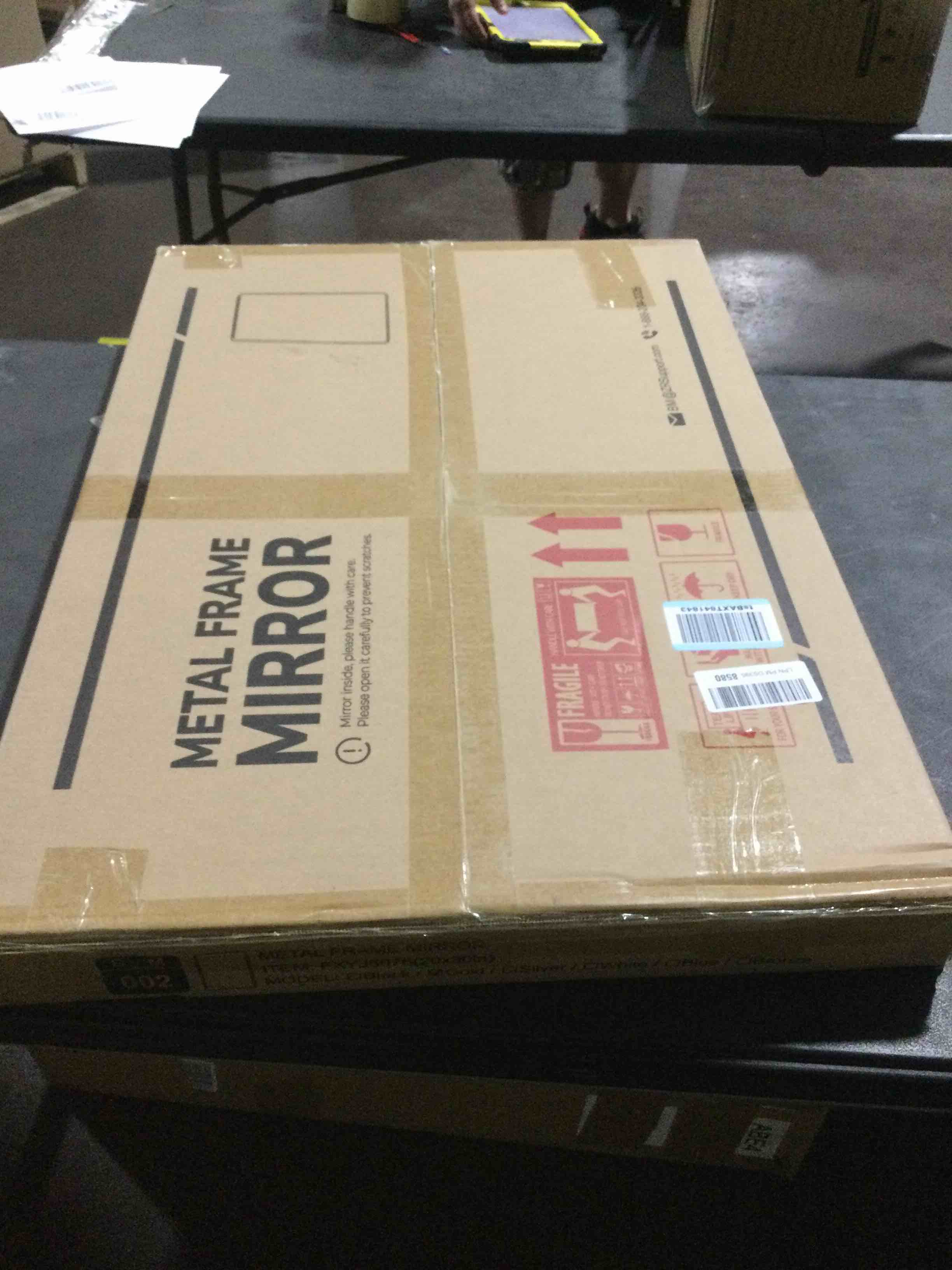https://s3.amazonaws.com/lotting-images-prod/bidfta/GRA3547254_1745952815977.jpeg