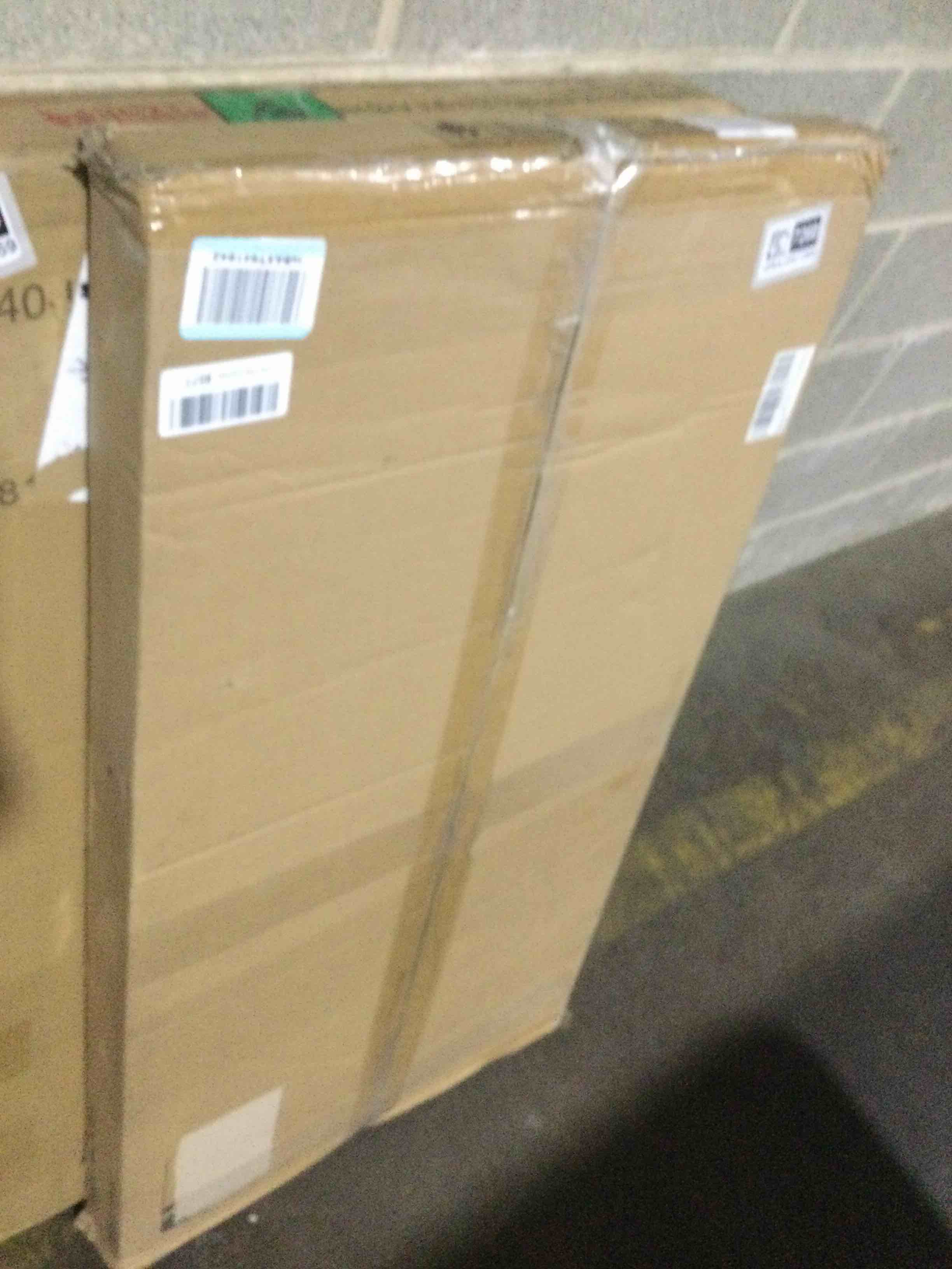 https://s3.amazonaws.com/lotting-images-prod/bidfta/GRA3547260_1745953637808.jpeg