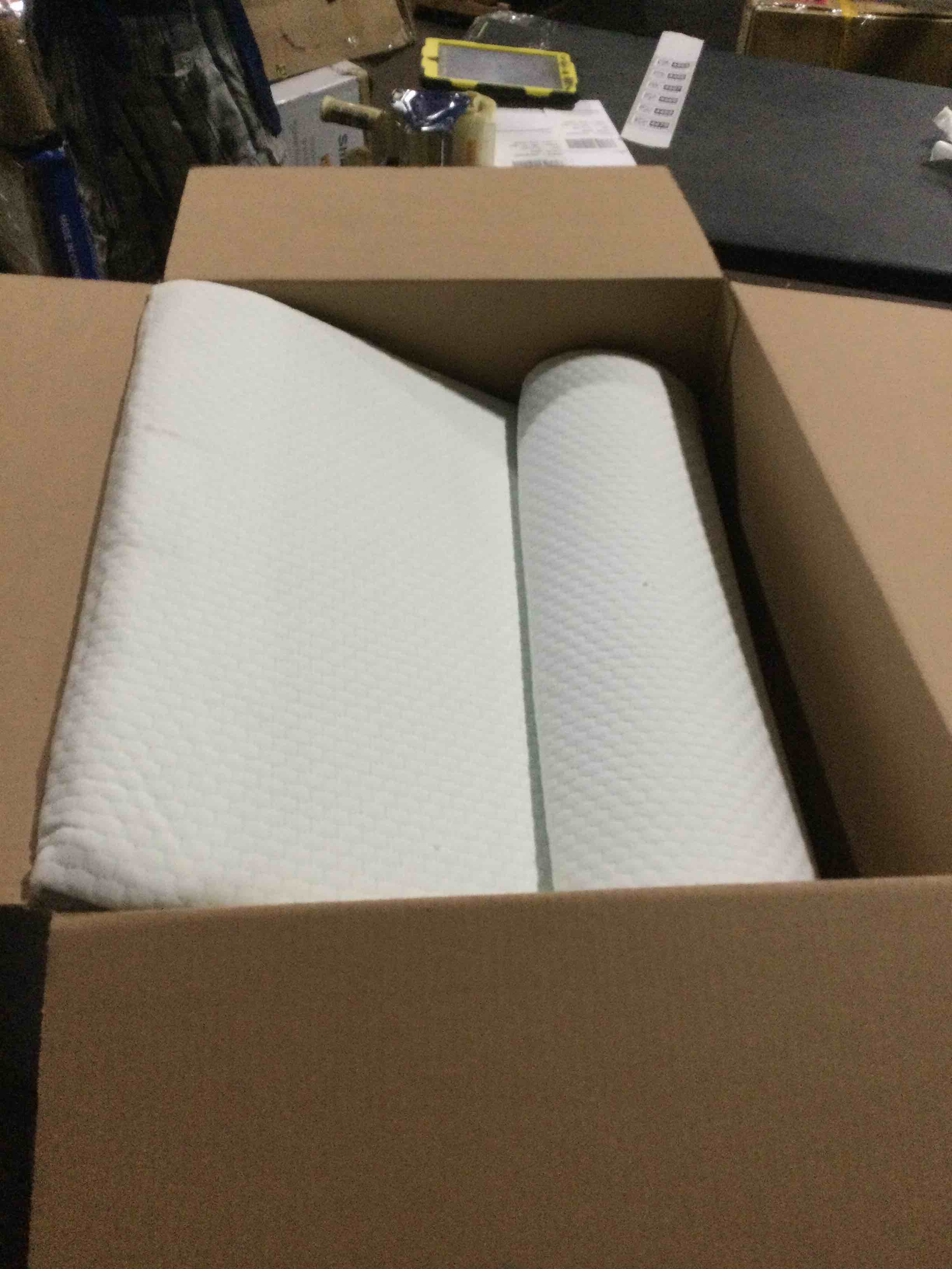 https://s3.amazonaws.com/lotting-images-prod/bidfta/GRA3547326_1746016807885.jpeg