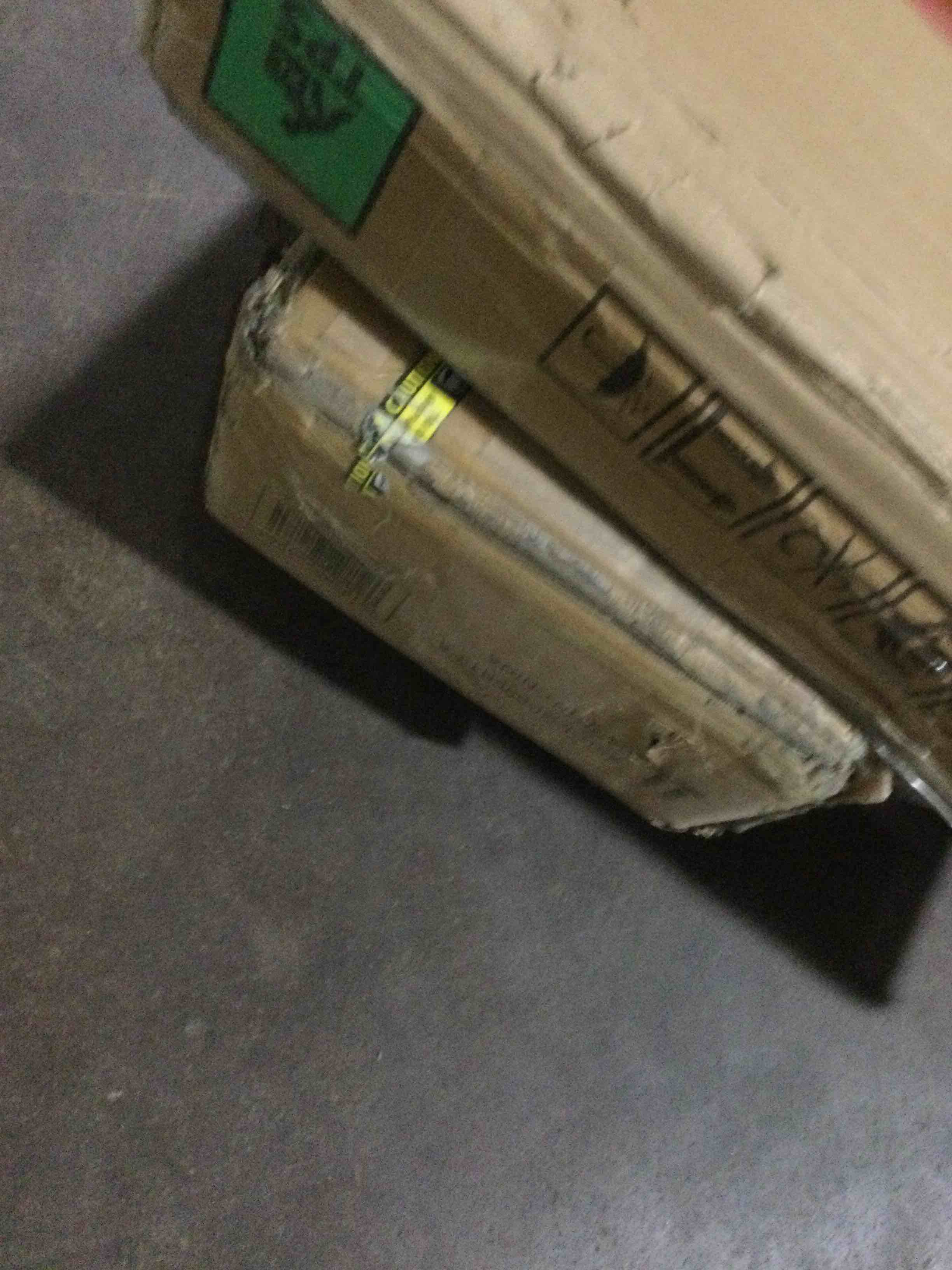https://s3.amazonaws.com/lotting-images-prod/bidfta/GRA3547431_1746038906942.jpeg