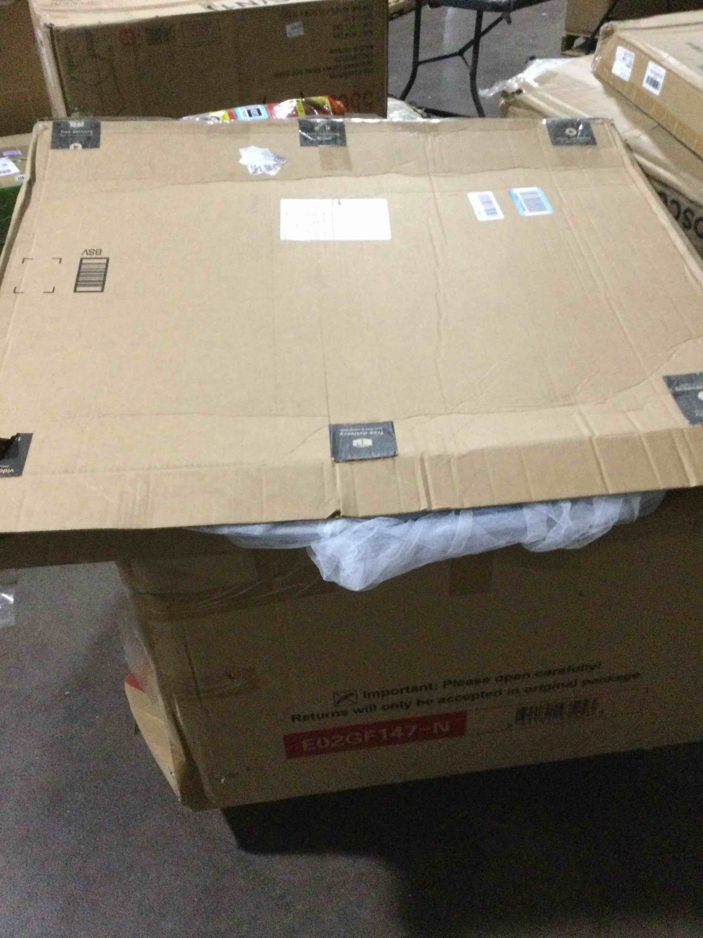 https://s3.amazonaws.com/lotting-images-prod/bidfta/GRA3547774_1746444710657.jpeg