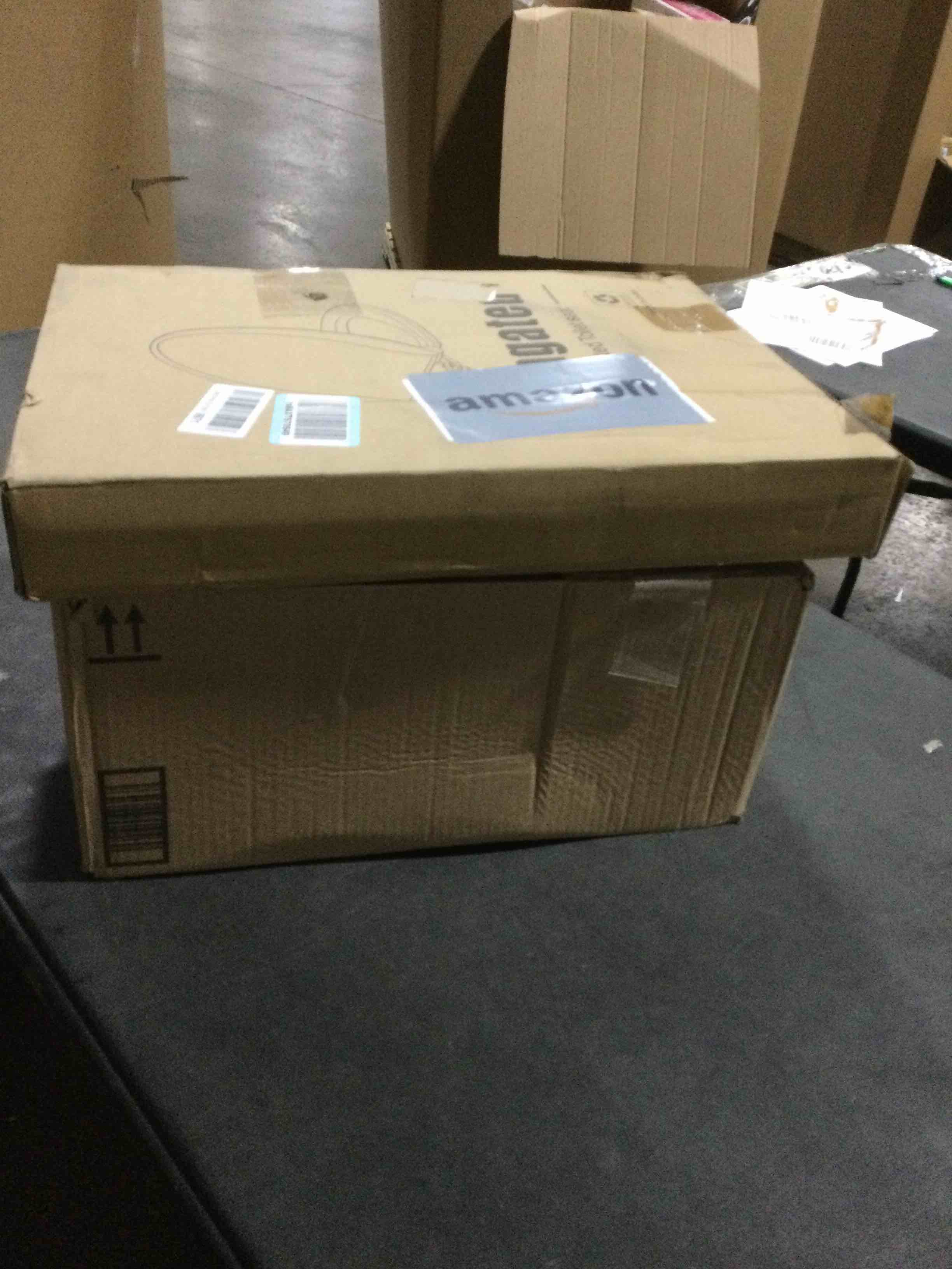 https://s3.amazonaws.com/lotting-images-prod/bidfta/GRA3548159_1746714228870.jpeg