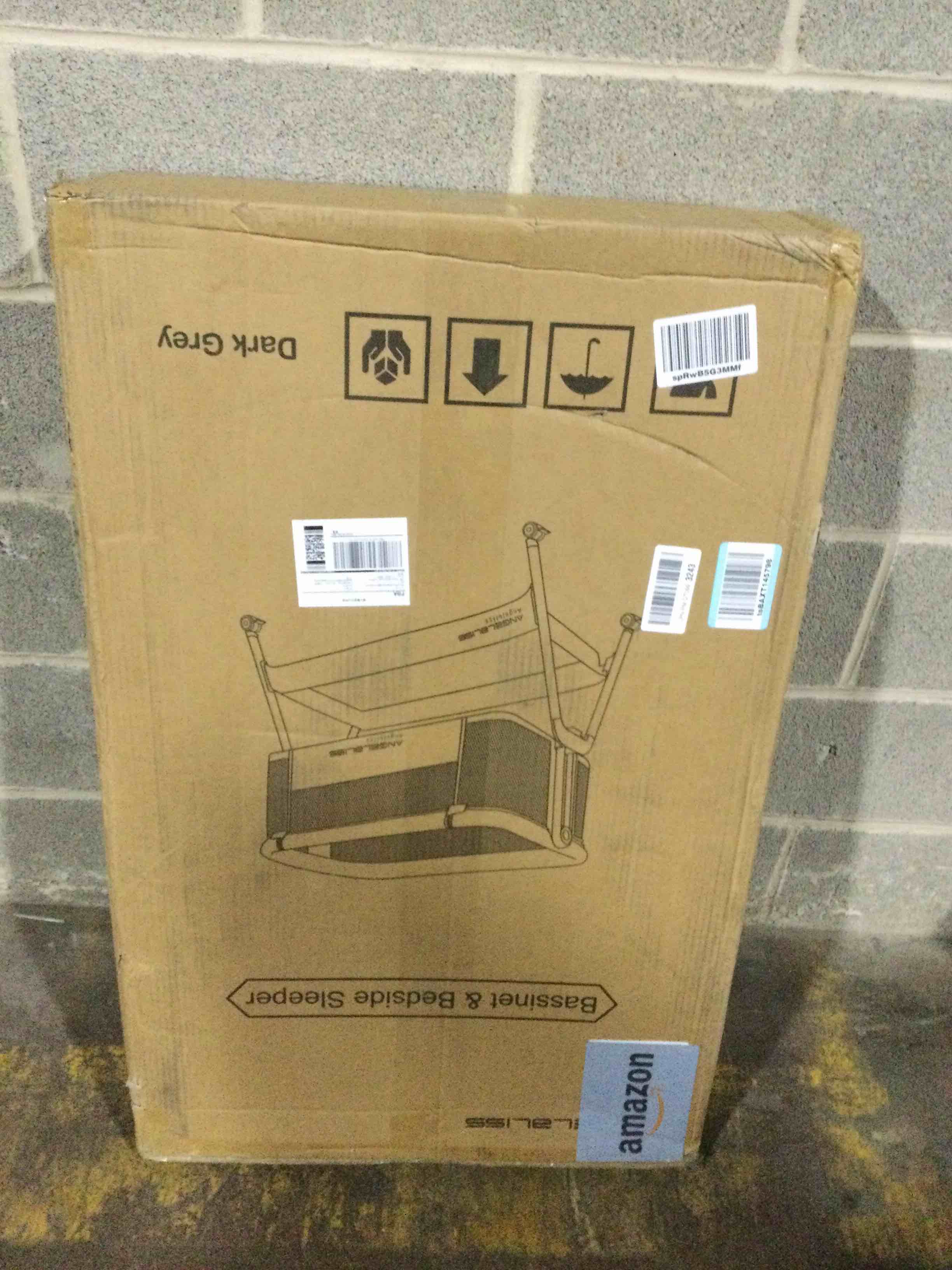 https://s3.amazonaws.com/lotting-images-prod/bidfta/GRA3548185_1746720997569.jpeg