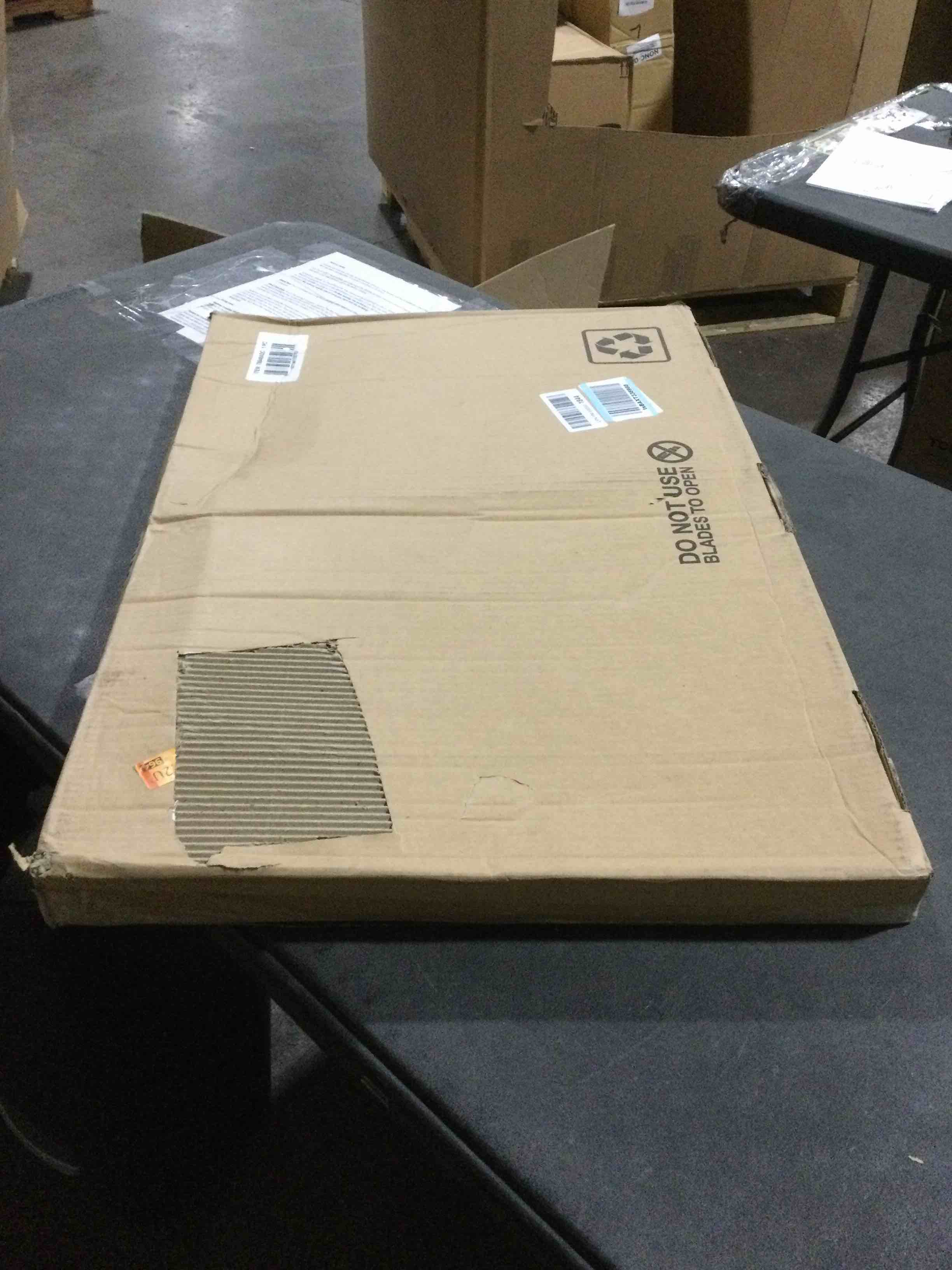 https://s3.amazonaws.com/lotting-images-prod/bidfta/GRA3548288_1746810463317.jpeg