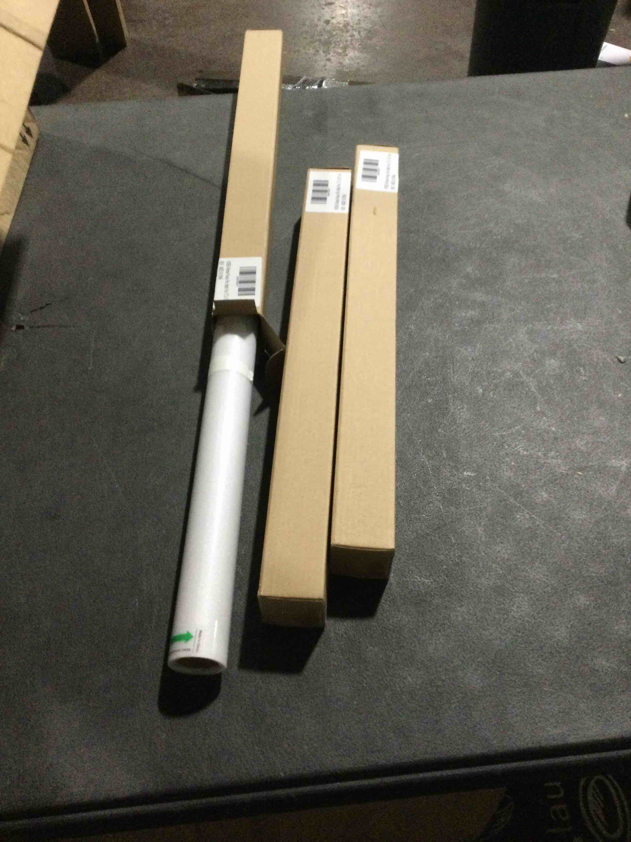 https://s3.amazonaws.com/lotting-images-prod/bidfta/GRA3548297_1746815321968.jpeg