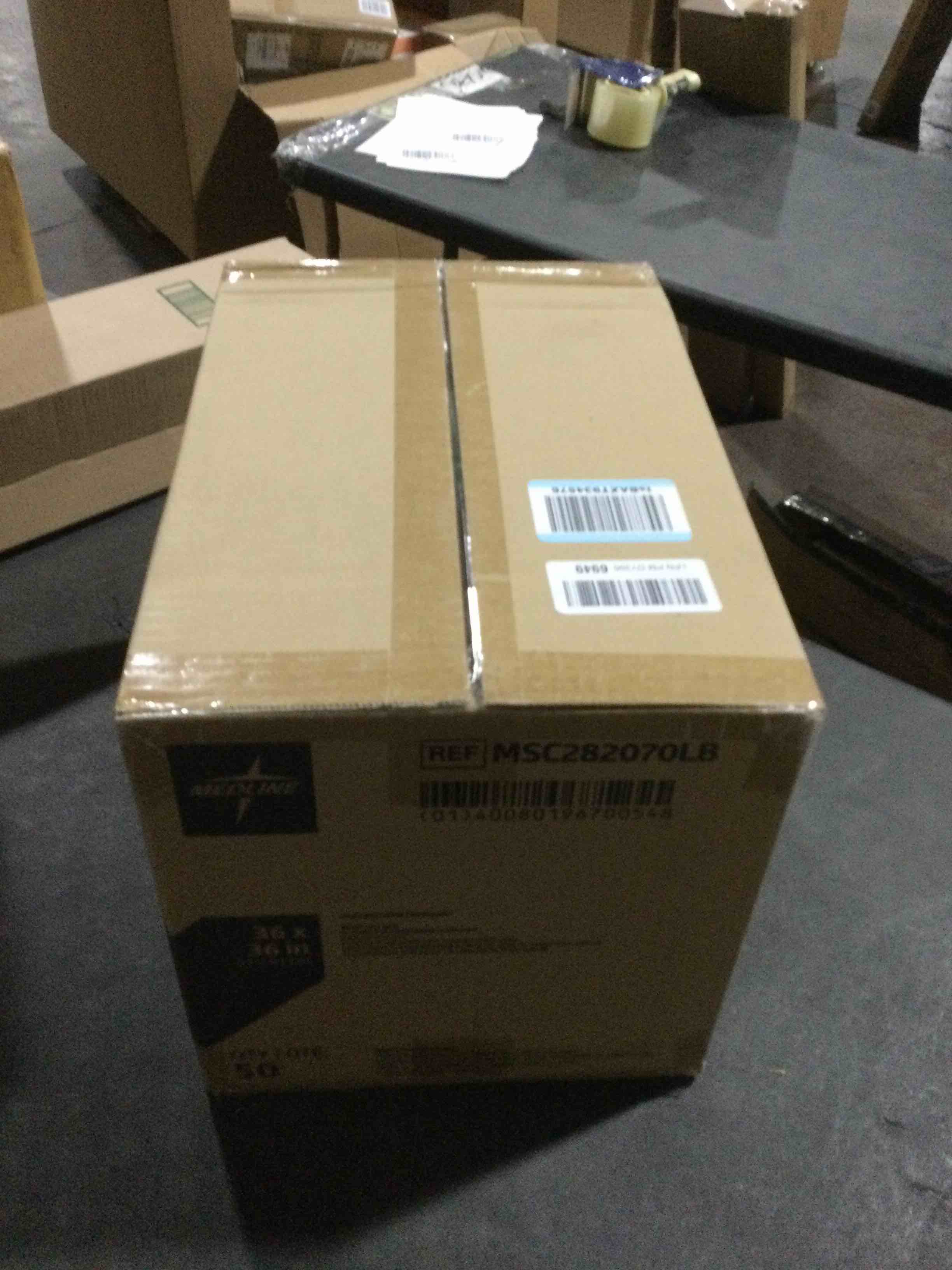 https://s3.amazonaws.com/lotting-images-prod/bidfta/GRA3548302_1746816285767.jpeg