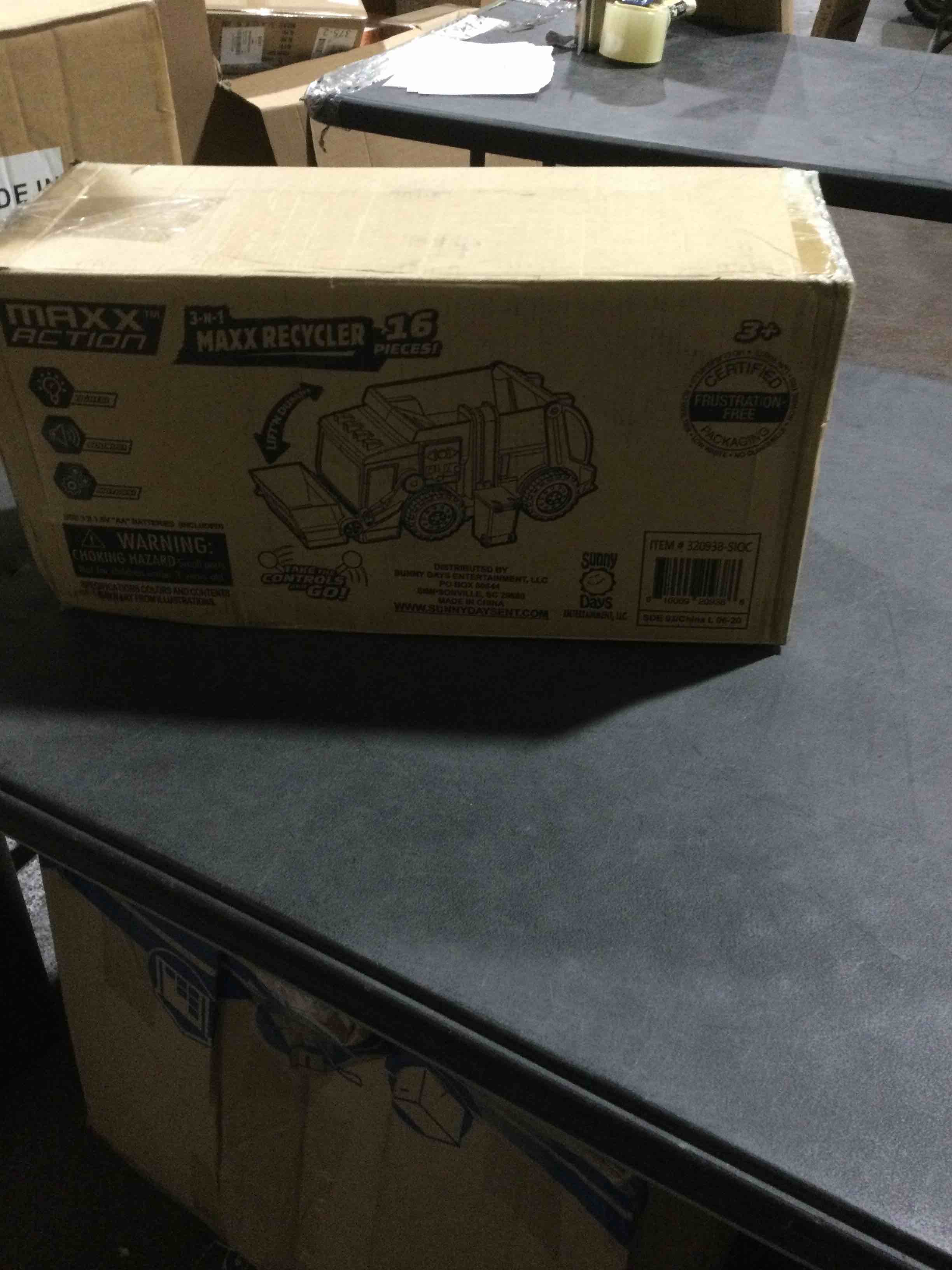 https://s3.amazonaws.com/lotting-images-prod/bidfta/GRA3548309_1746816755643.jpeg