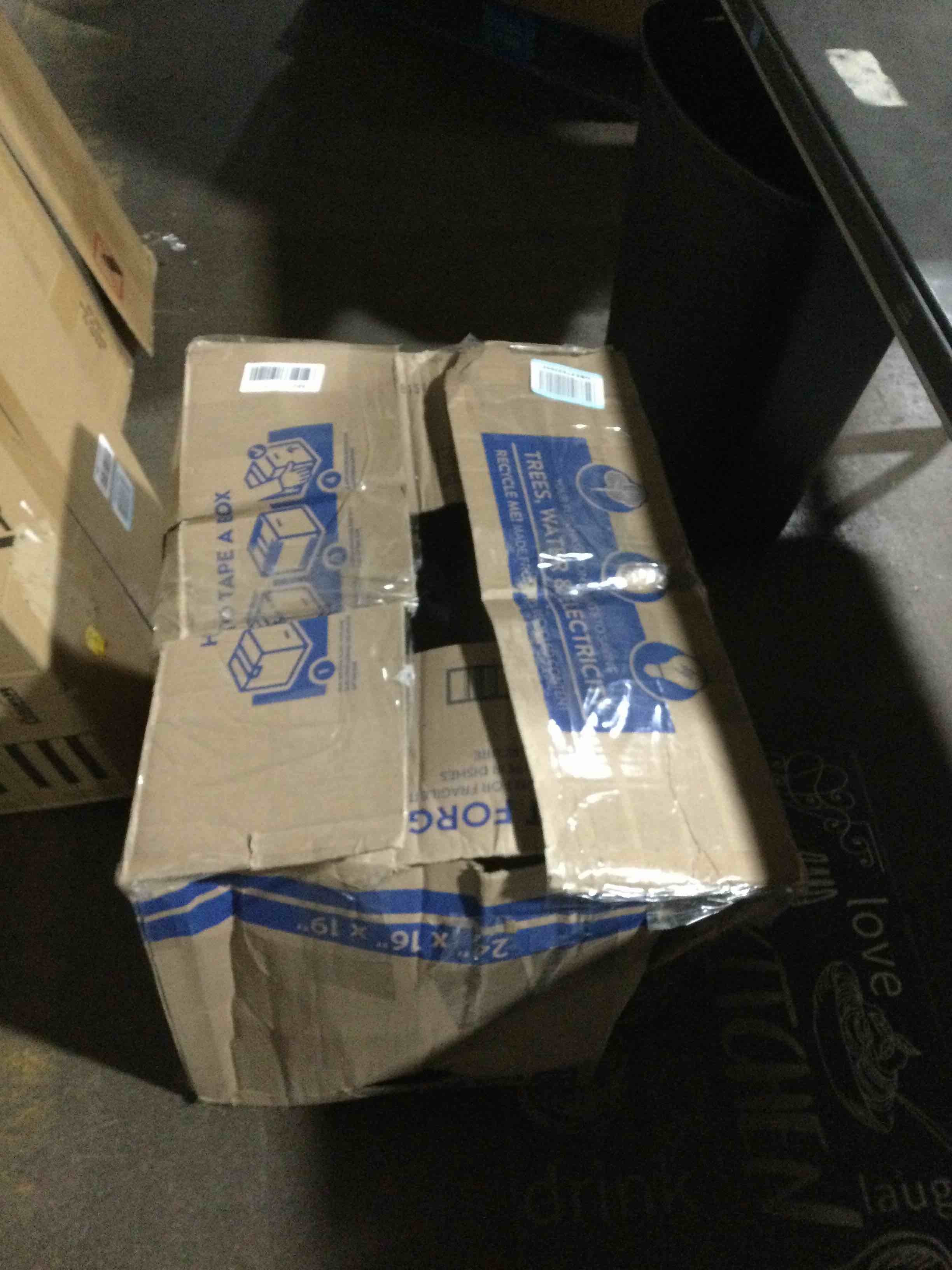 https://s3.amazonaws.com/lotting-images-prod/bidfta/GRA3548329_1747048690891.jpeg