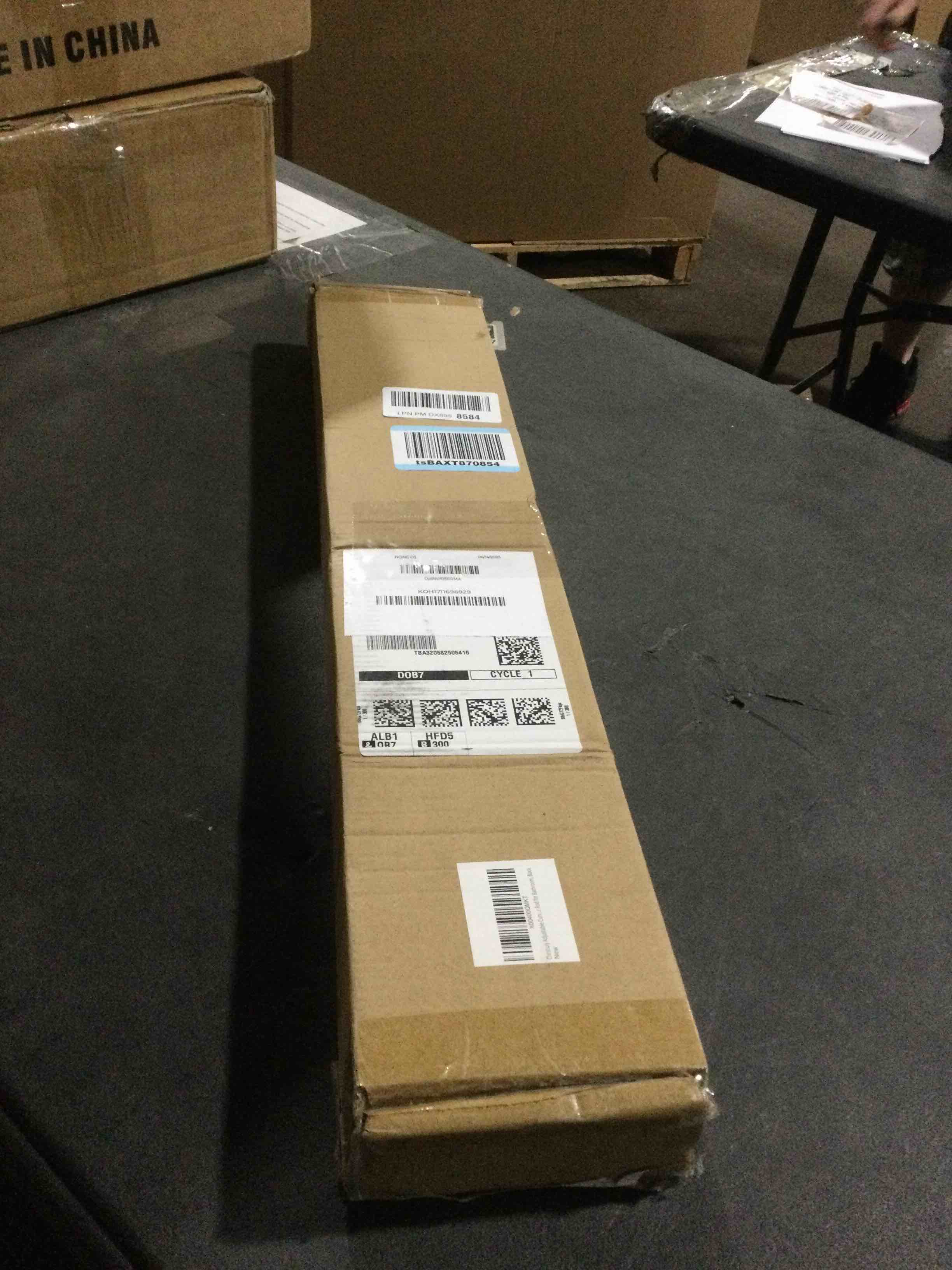https://s3.amazonaws.com/lotting-images-prod/bidfta/GRA3548330_1747048584621.jpeg