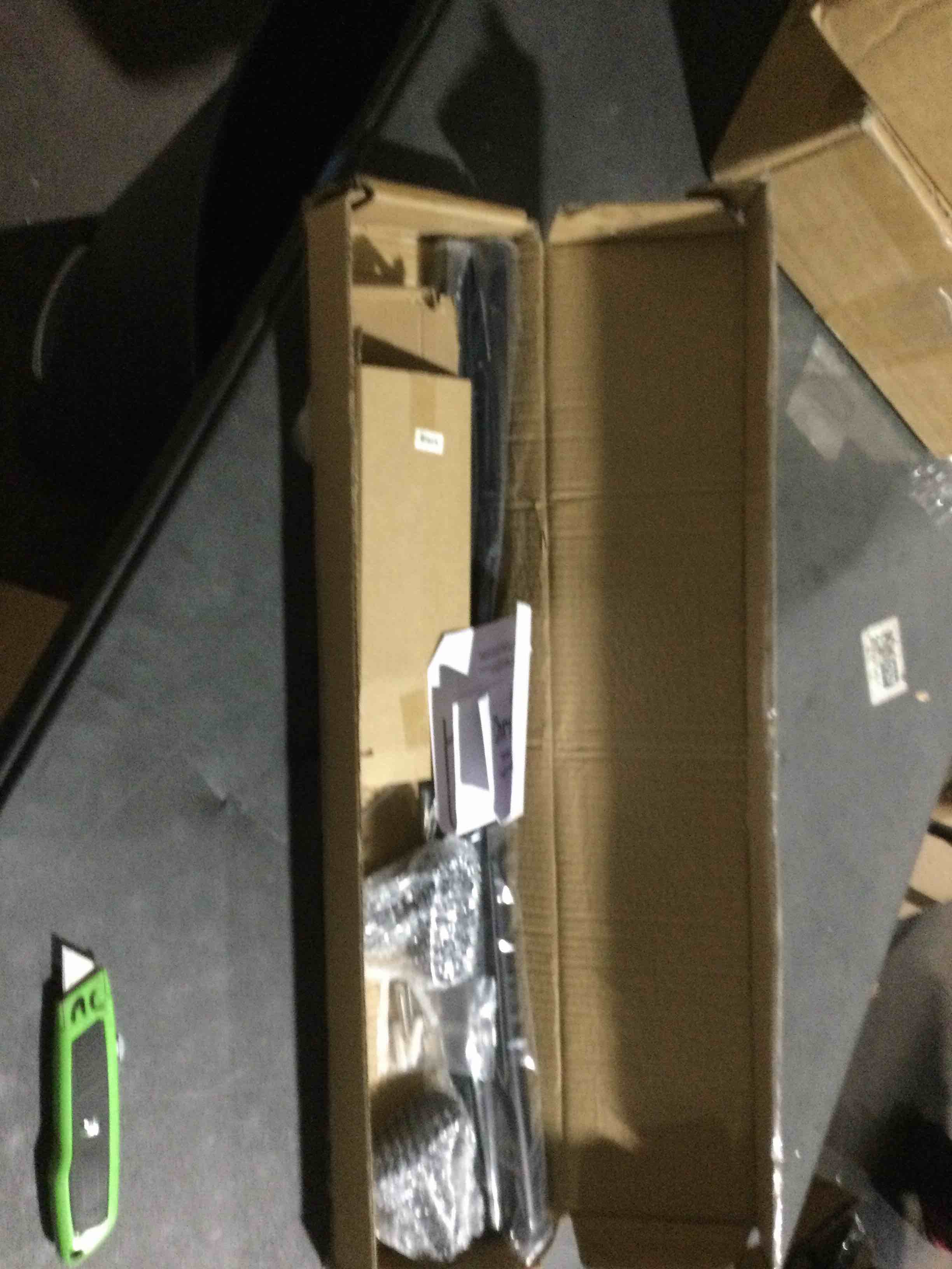 https://s3.amazonaws.com/lotting-images-prod/bidfta/GRA3548330_1747048600292.jpeg