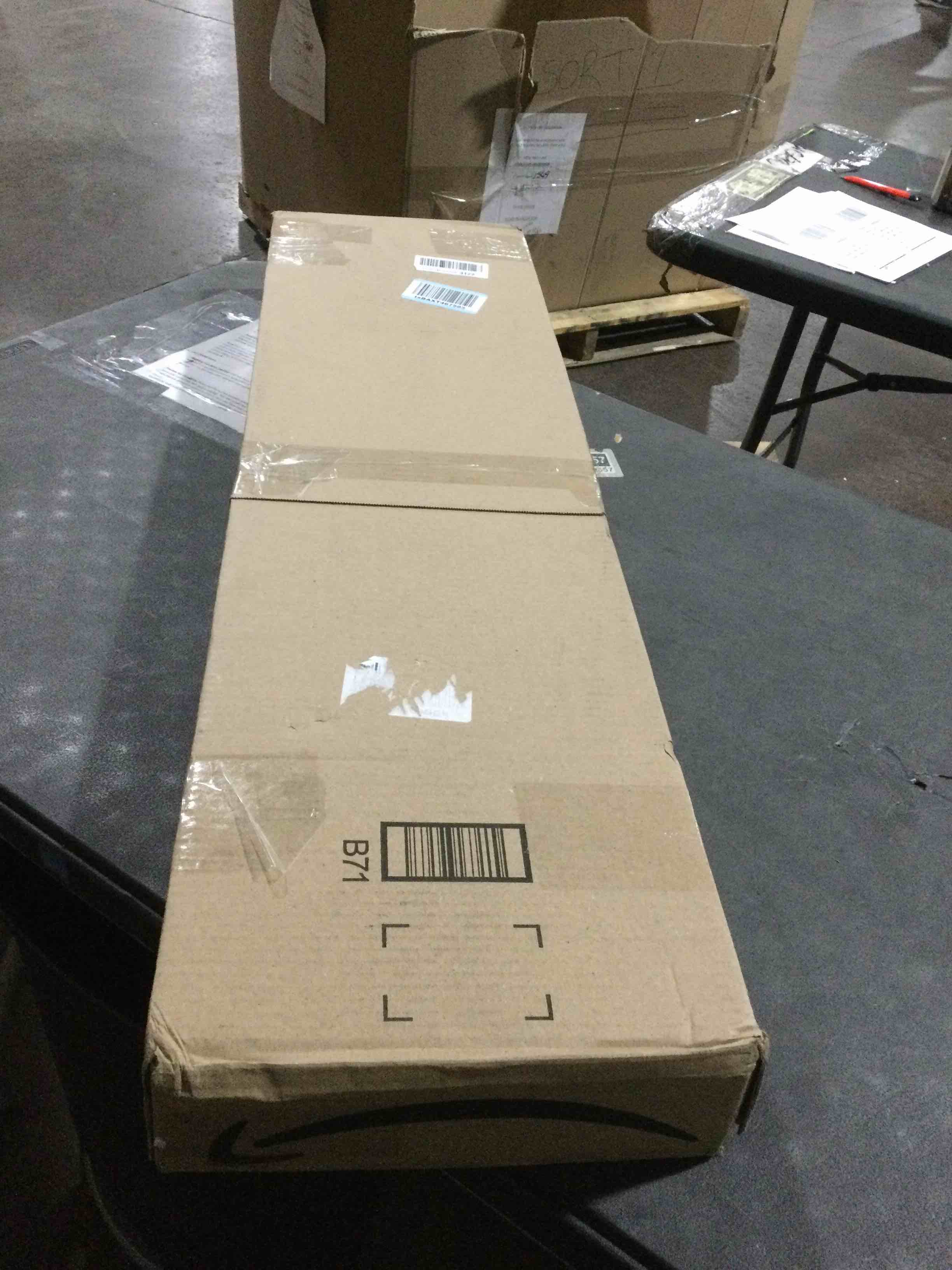 https://s3.amazonaws.com/lotting-images-prod/bidfta/GRA3548351_1747056522458.jpeg