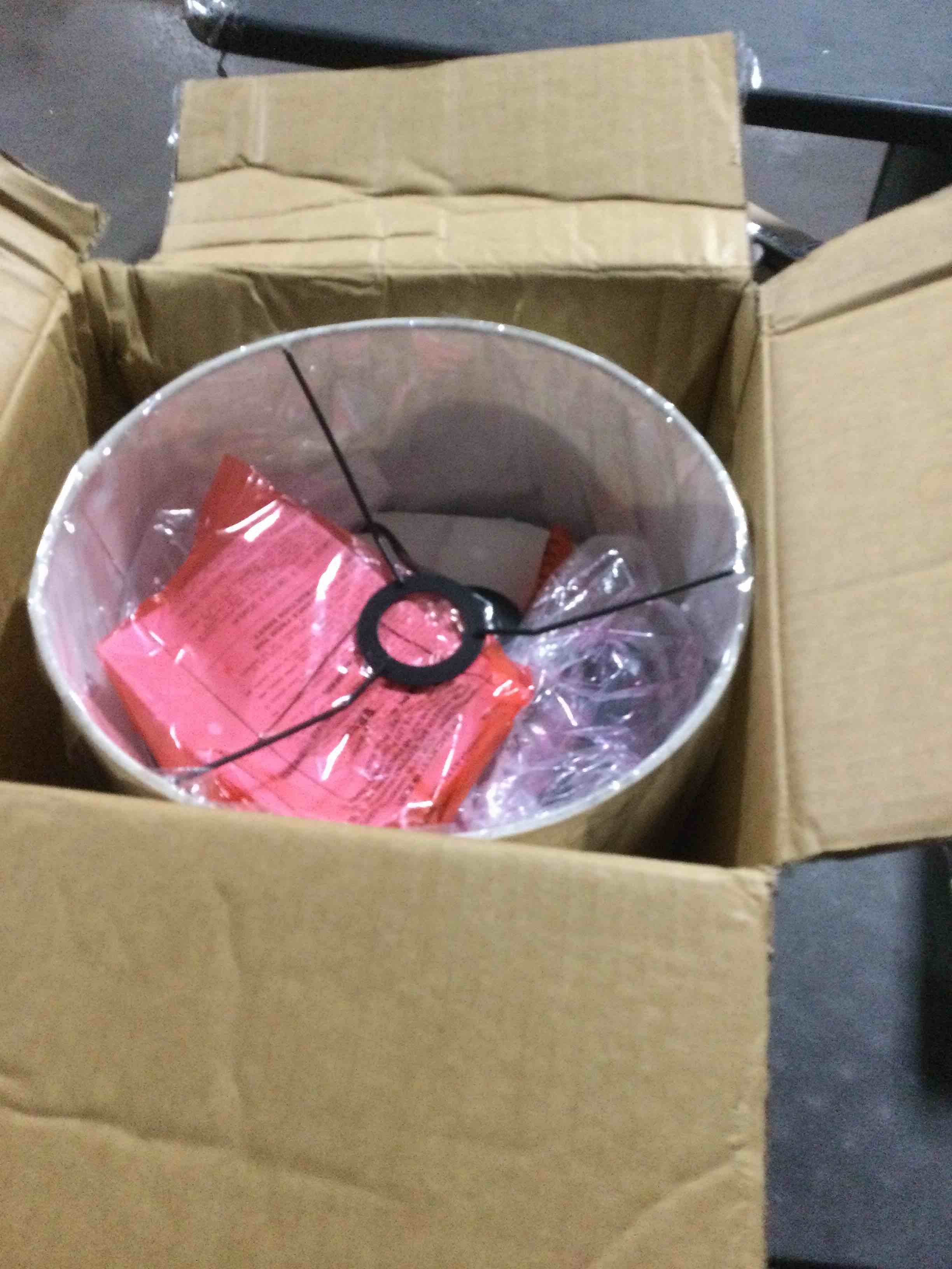 https://s3.amazonaws.com/lotting-images-prod/bidfta/GRA3548518_1747160602325.jpeg