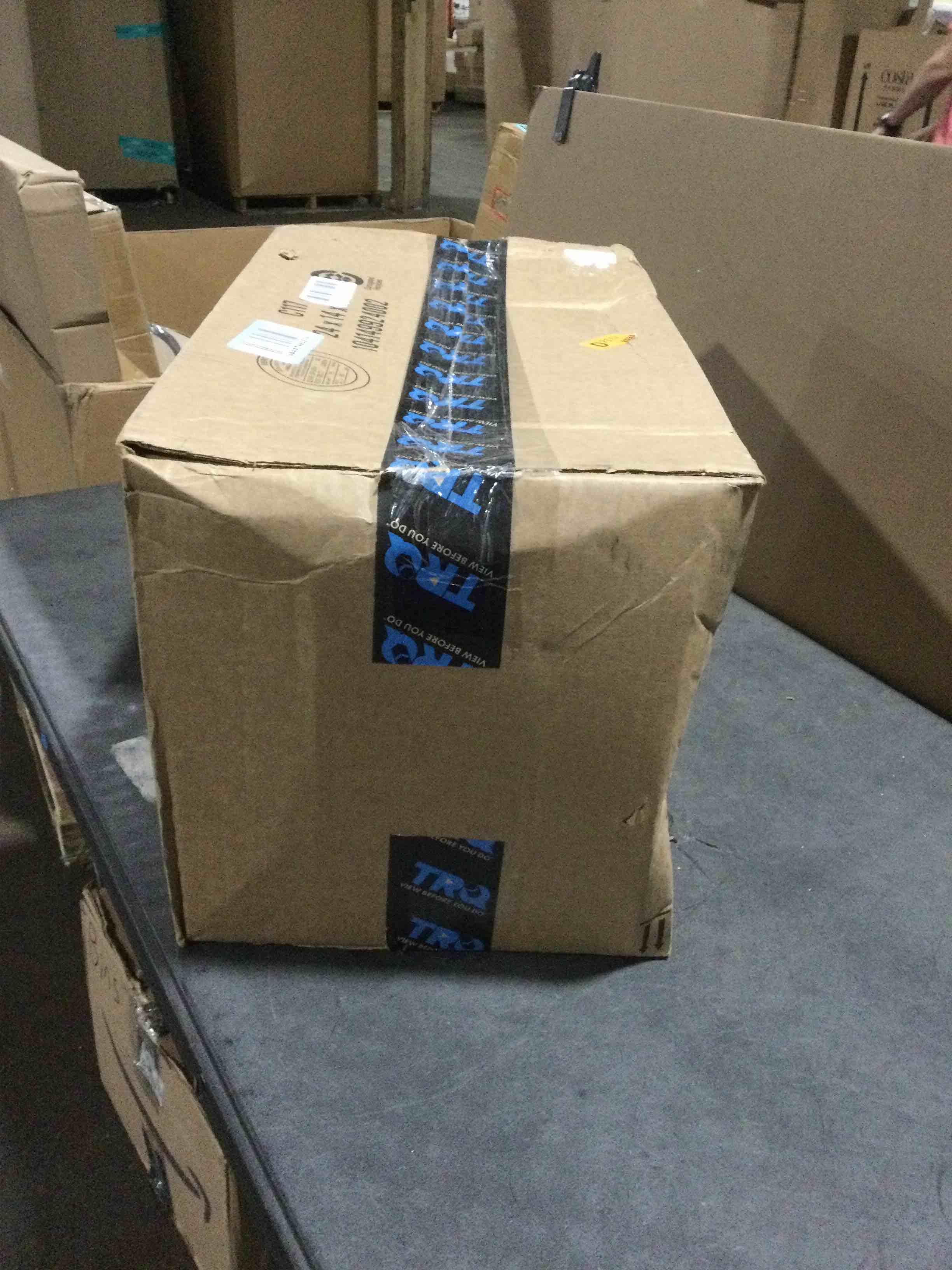 https://s3.amazonaws.com/lotting-images-prod/bidfta/GRA3549270_1748018587776.jpeg