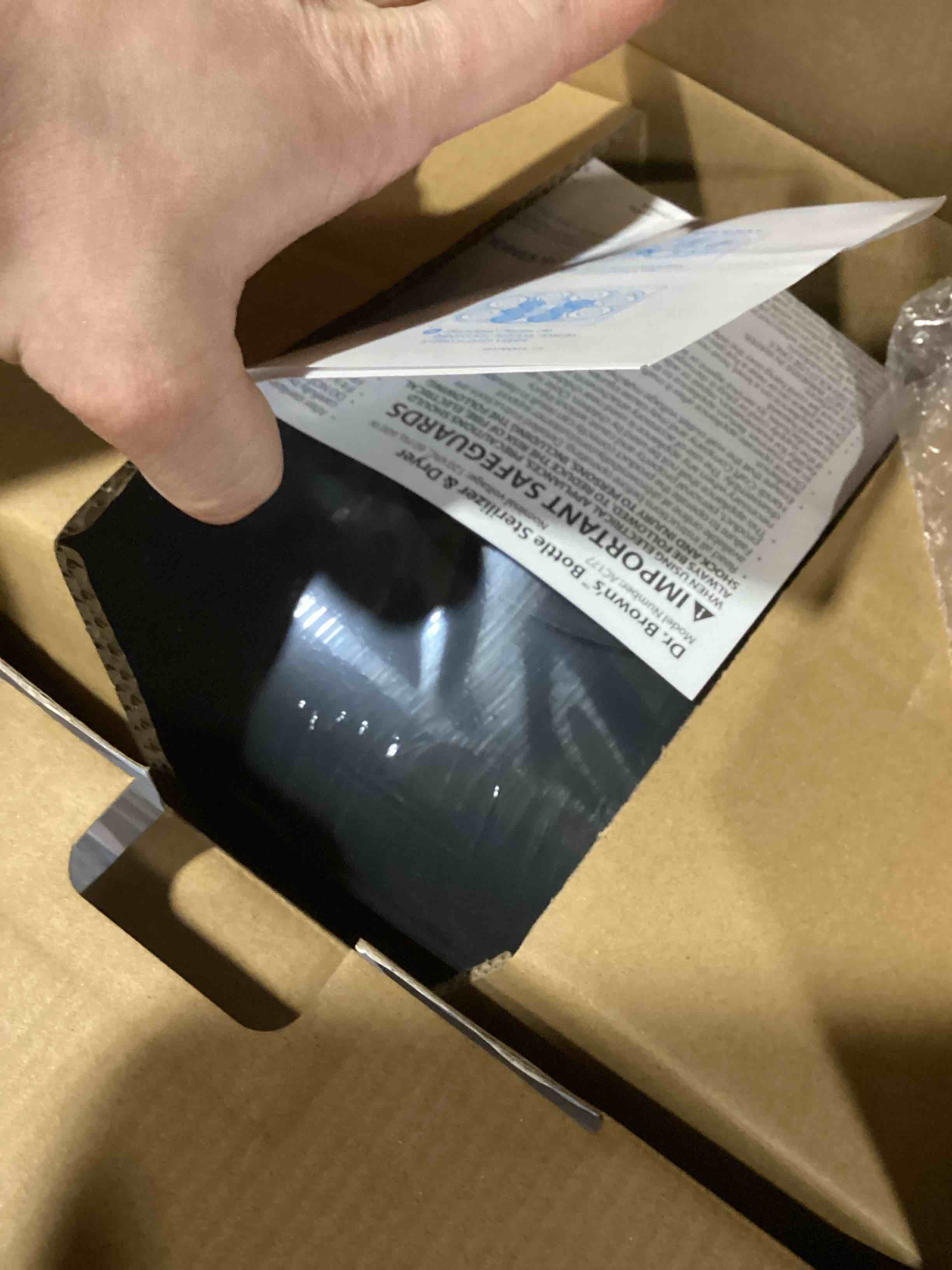 https://s3.amazonaws.com/lotting-images-prod/bidfta/GRA3550191_1747415037507.jpeg
