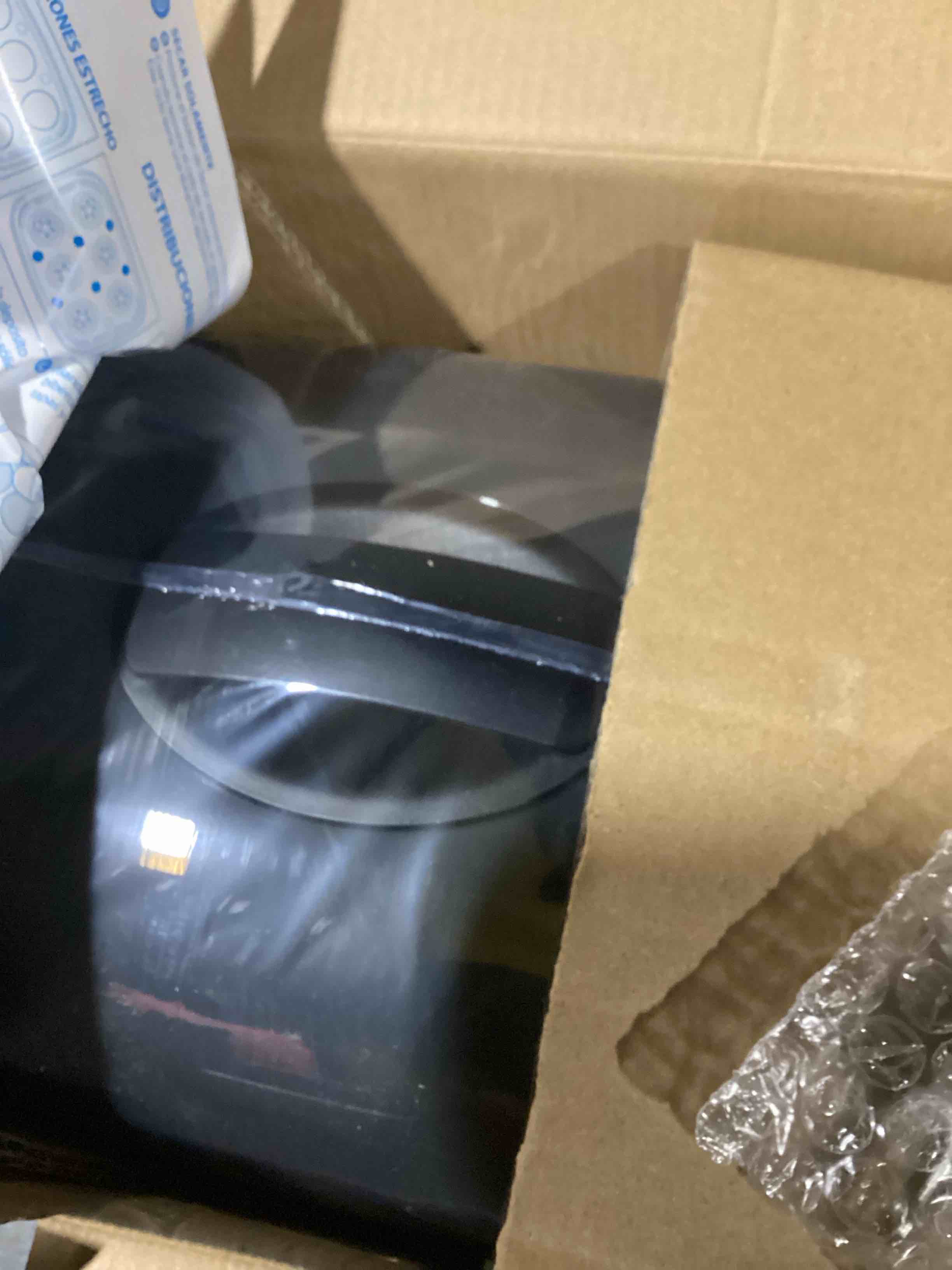 https://s3.amazonaws.com/lotting-images-prod/bidfta/GRA3550239_1747420616861.jpeg