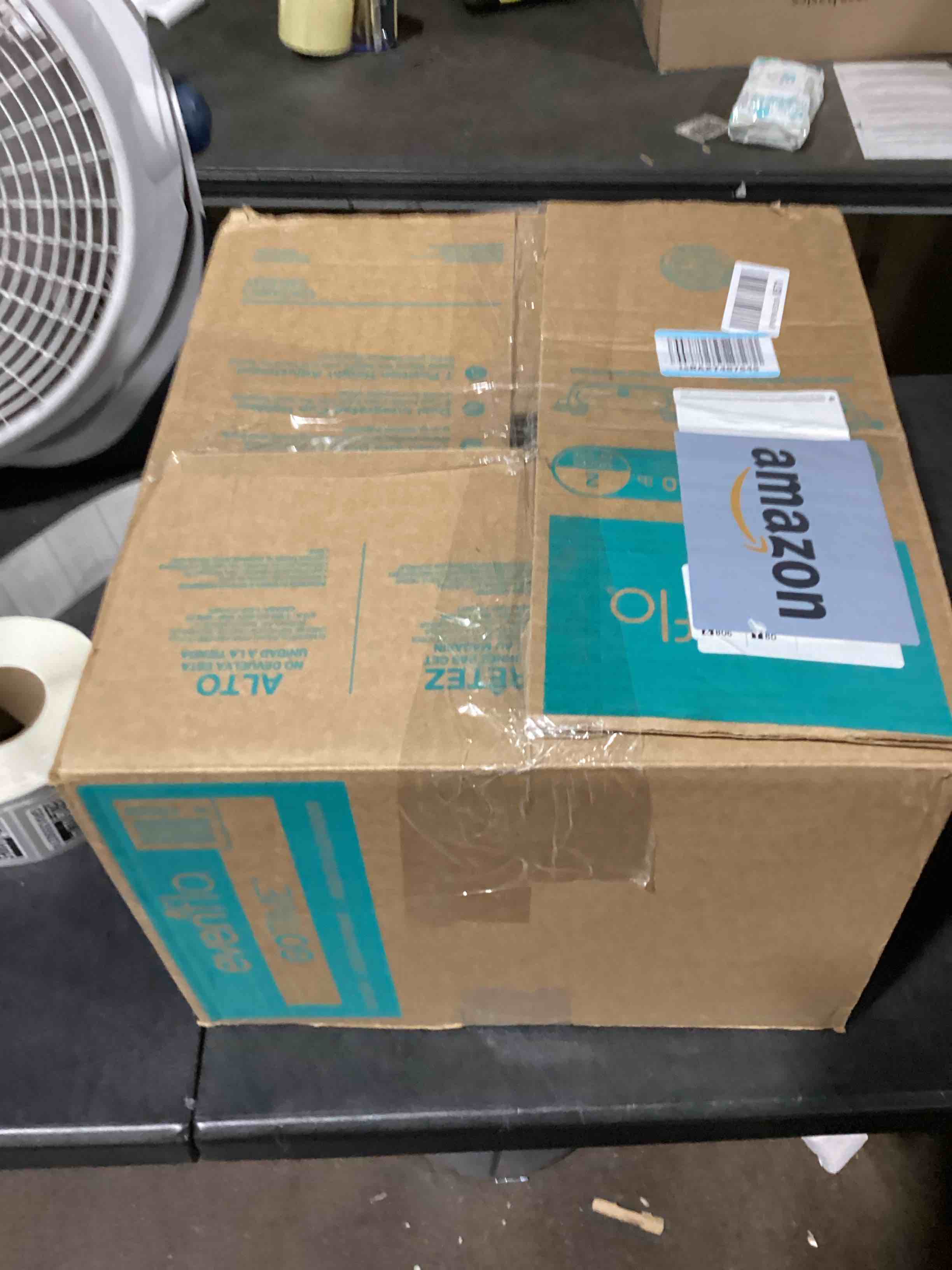 https://s3.amazonaws.com/lotting-images-prod/bidfta/GRA3550260_1747422642856.jpeg