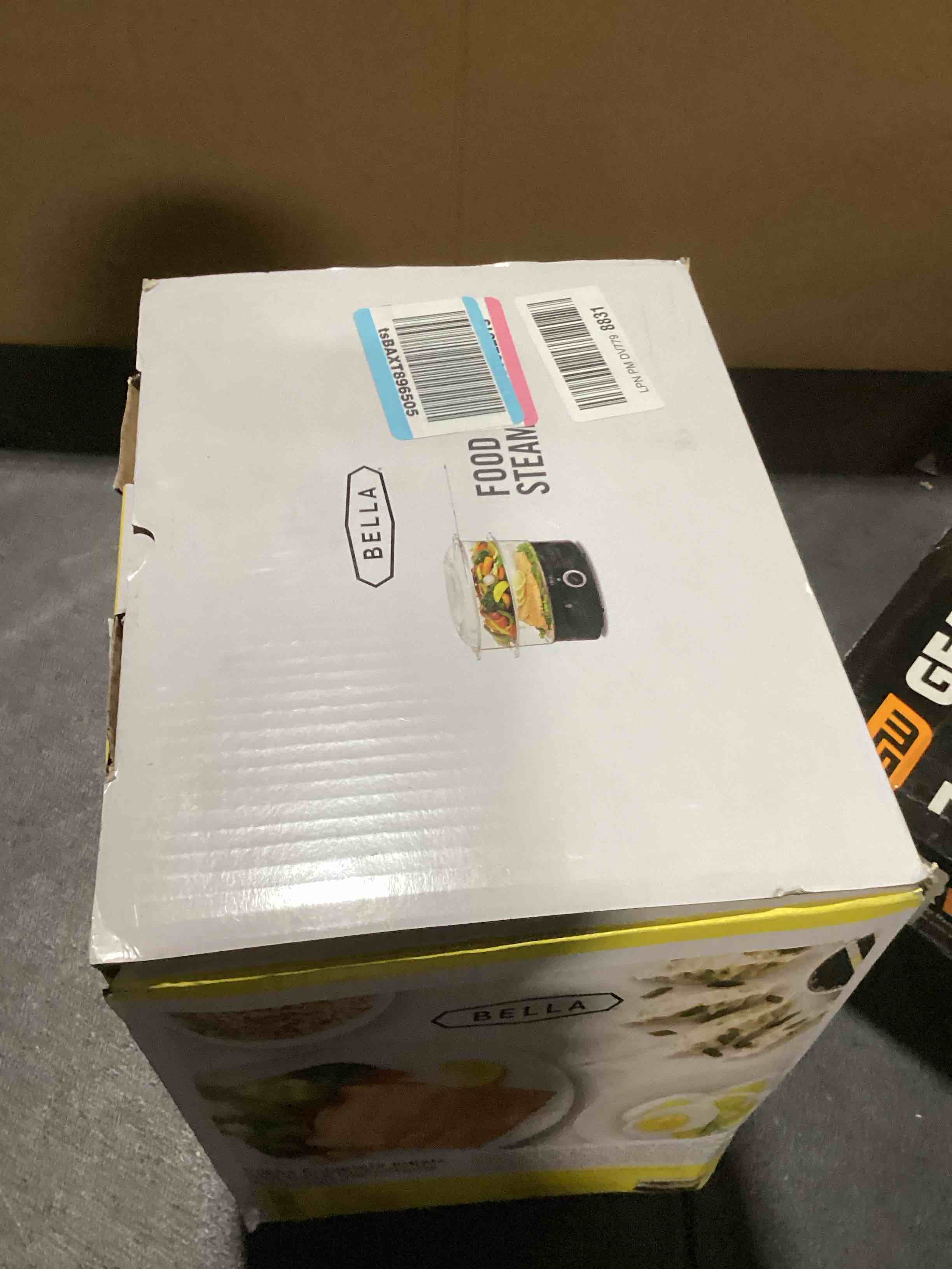 https://s3.amazonaws.com/lotting-images-prod/bidfta/GRA3550514_1747933170173.jpeg