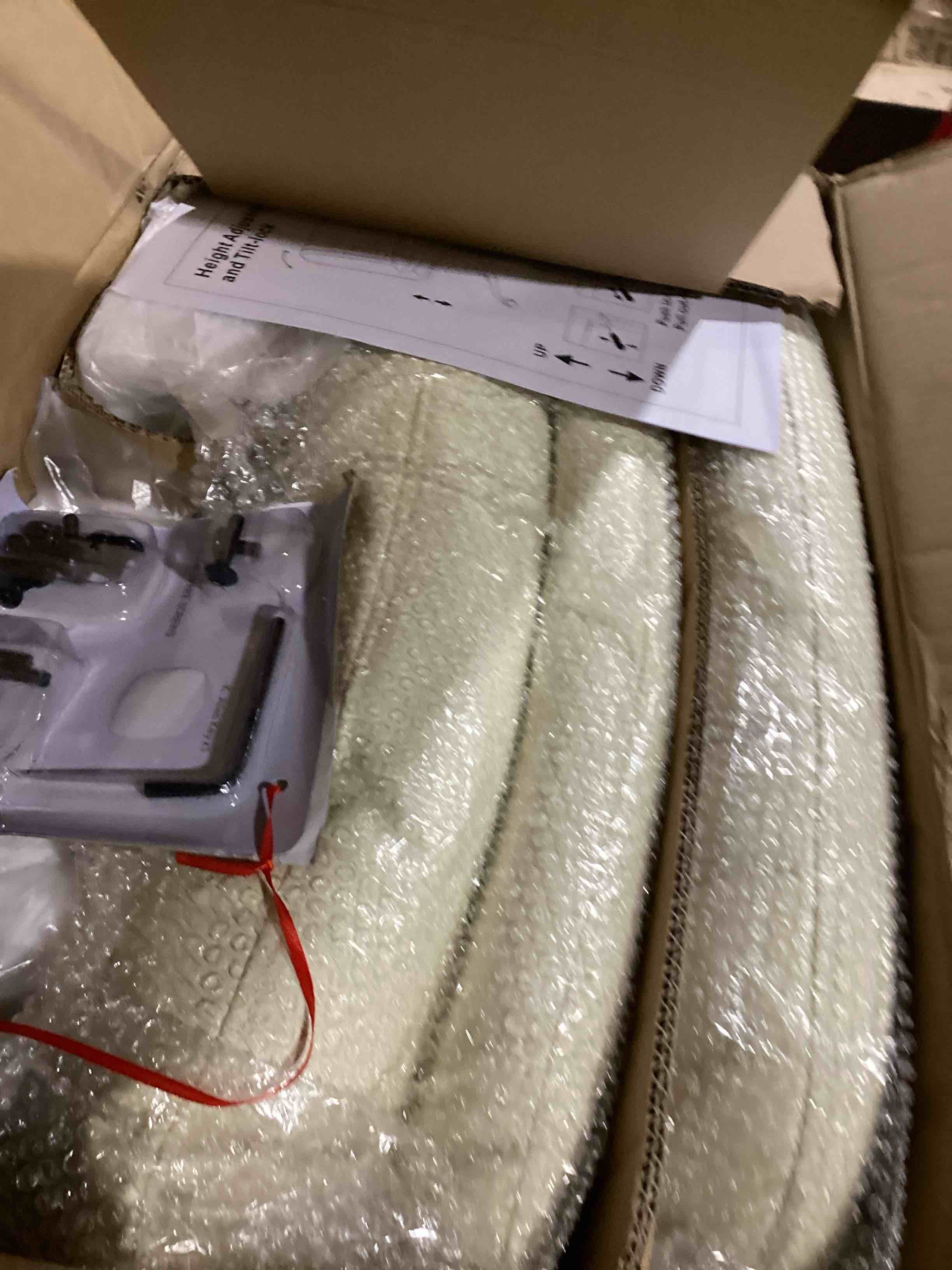 https://s3.amazonaws.com/lotting-images-prod/bidfta/GRA3551096_1748457294498.jpeg