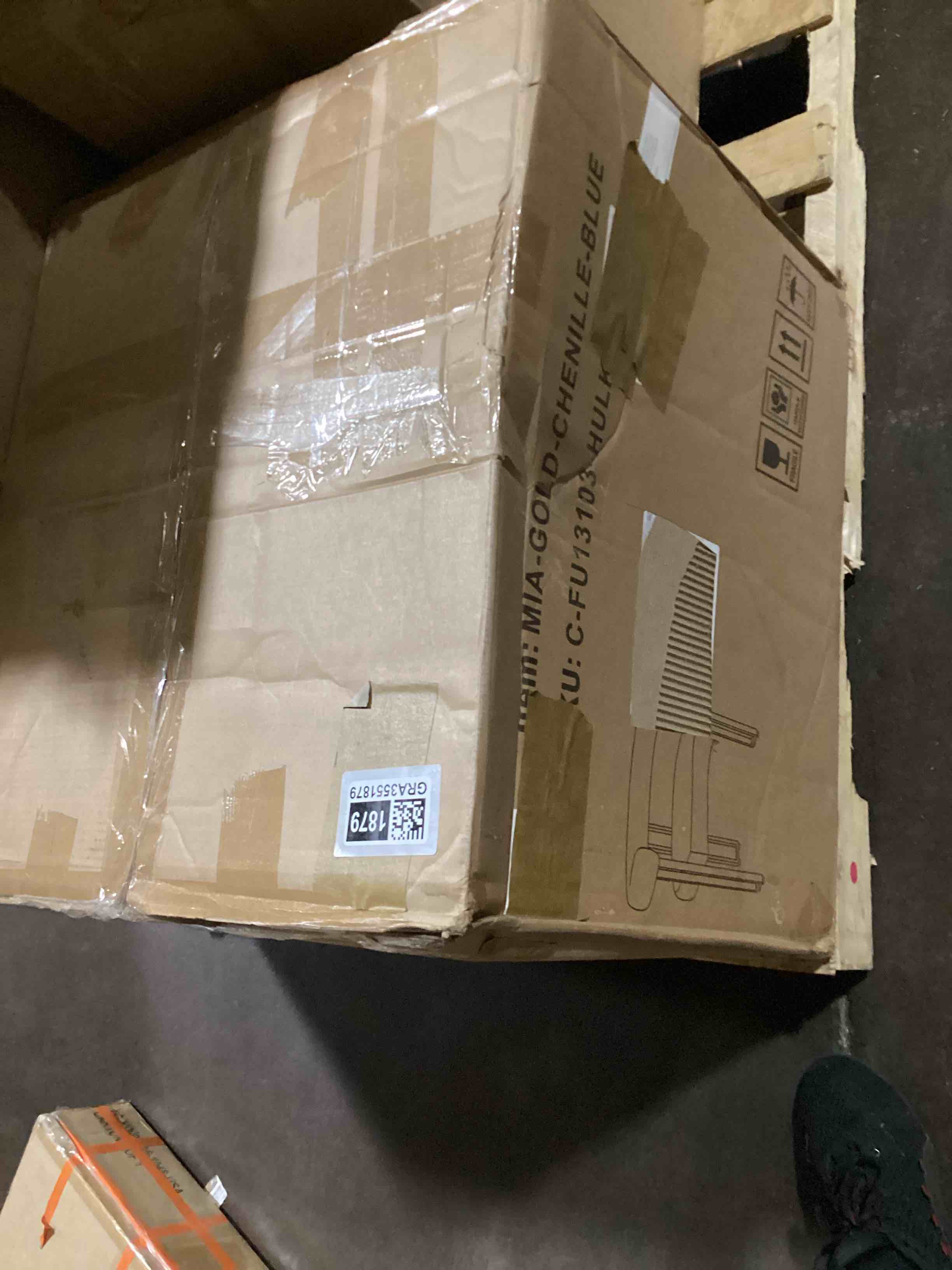 https://s3.amazonaws.com/lotting-images-prod/bidfta/GRA3551879_1749476248545.jpeg