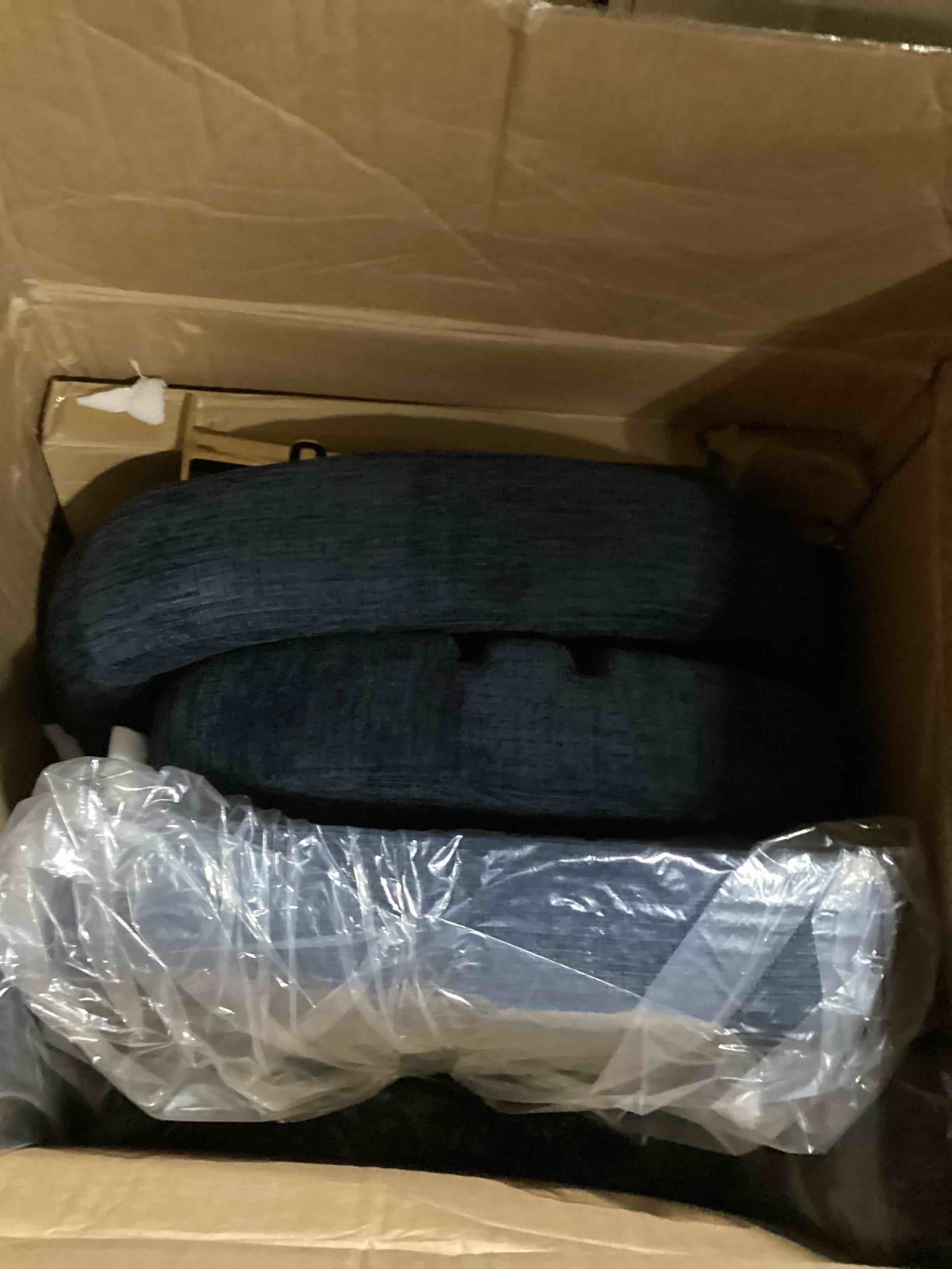 https://s3.amazonaws.com/lotting-images-prod/bidfta/GRA3551879_1749476265514.jpeg