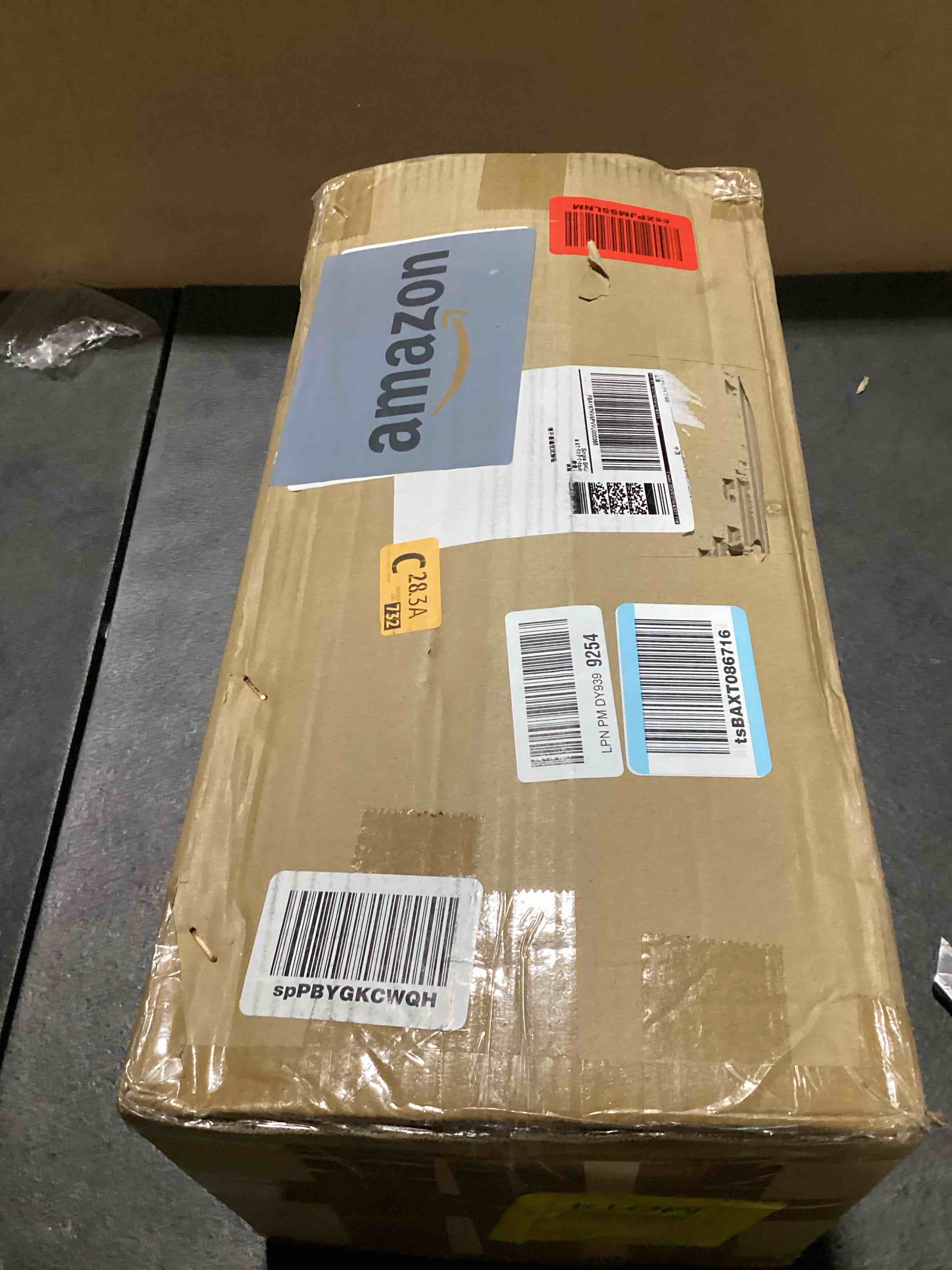 https://s3.amazonaws.com/lotting-images-prod/bidfta/GRA3552229_1749832733389.jpeg
