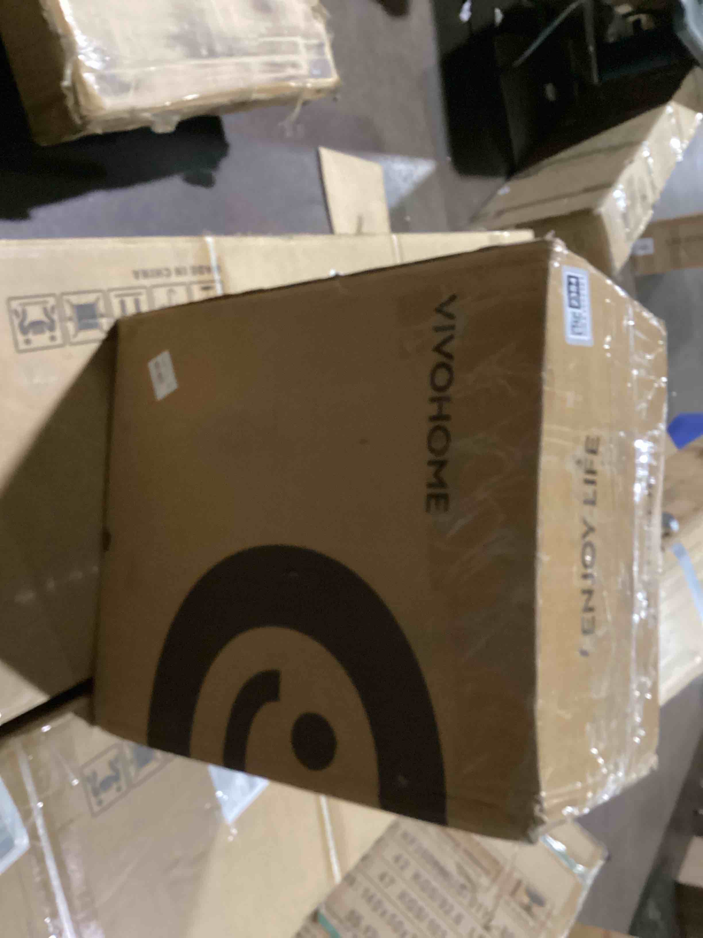 https://s3.amazonaws.com/lotting-images-prod/bidfta/GRA3552384_1750084891808.jpeg