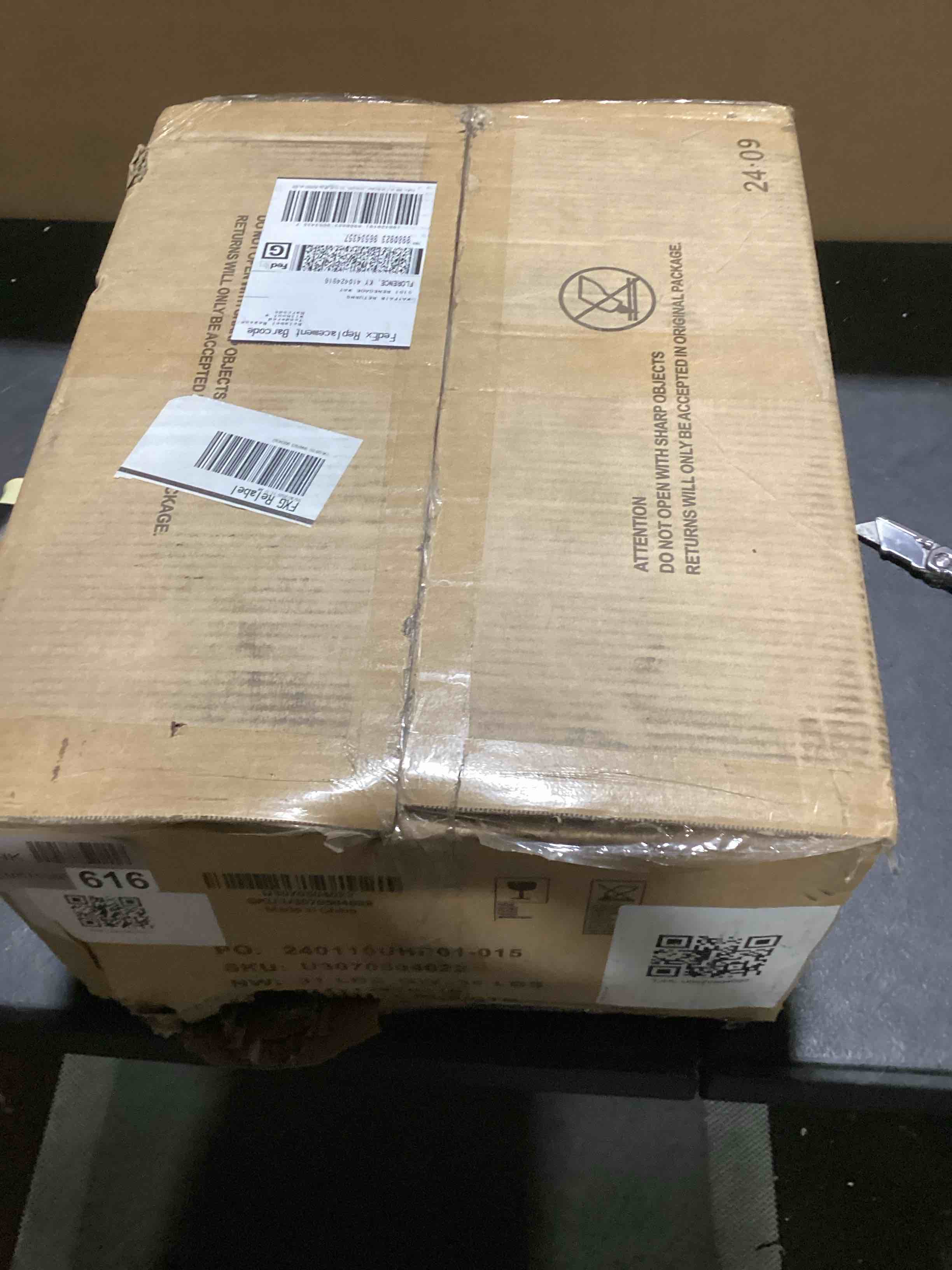 https://s3.amazonaws.com/lotting-images-prod/bidfta/GRA3552563_1750269548355.jpeg