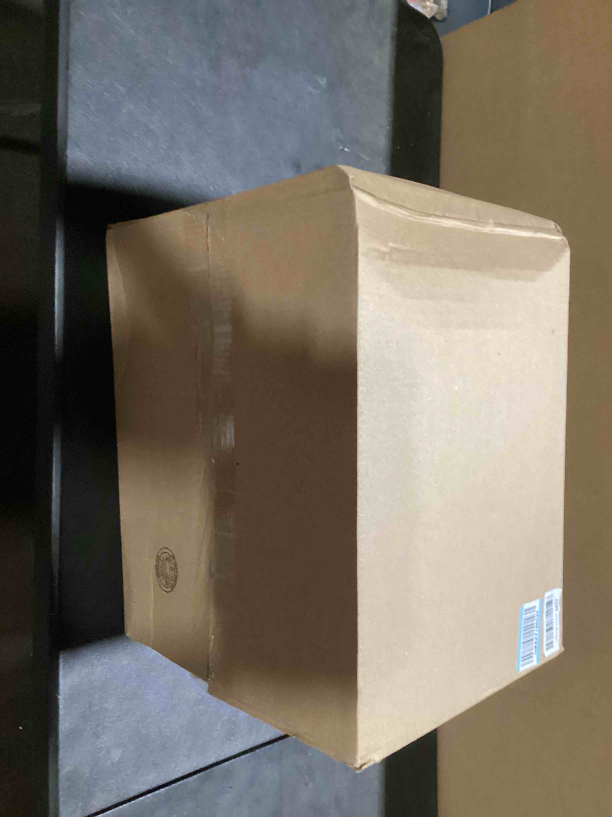 https://s3.amazonaws.com/lotting-images-prod/bidfta/GRA3552847_1750763732248.jpeg