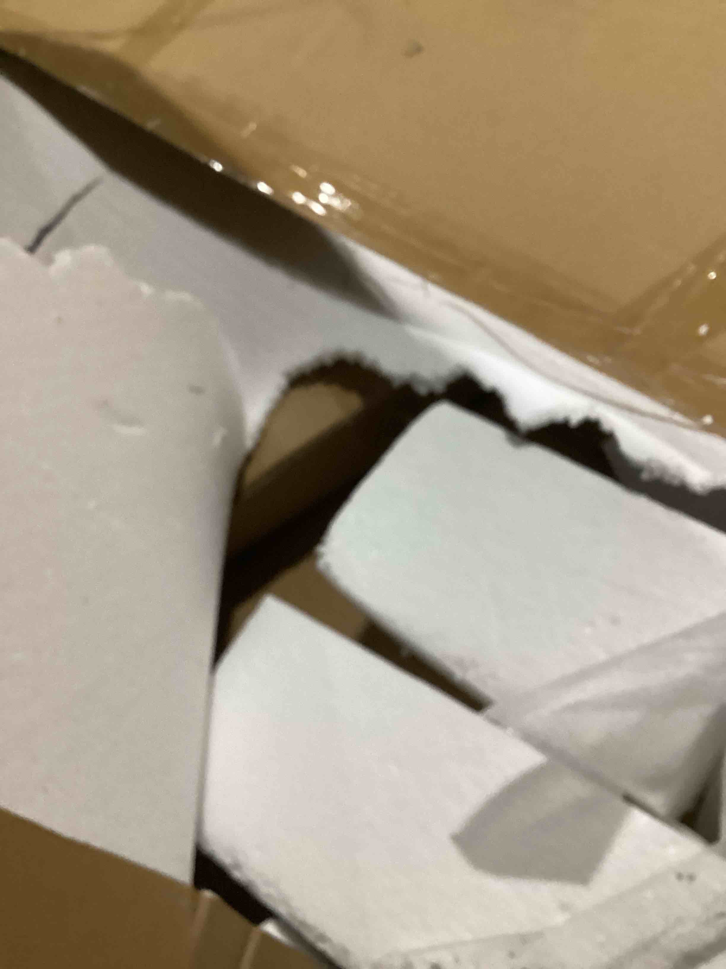 https://s3.amazonaws.com/lotting-images-prod/bidfta/GRA3552938_1750779124498.jpeg