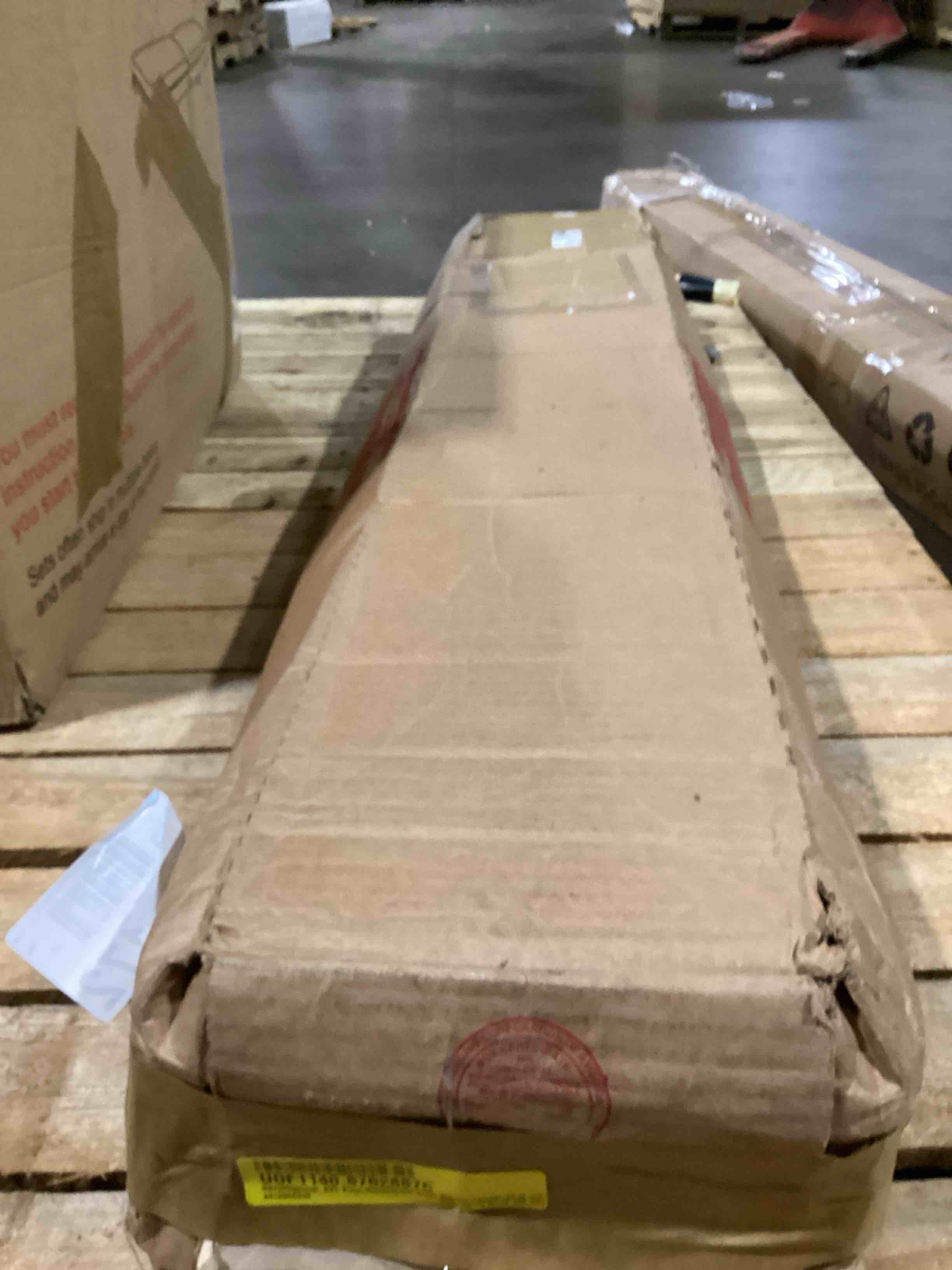 https://s3.amazonaws.com/lotting-images-prod/bidfta/GRA3552944_1750779910550.jpeg